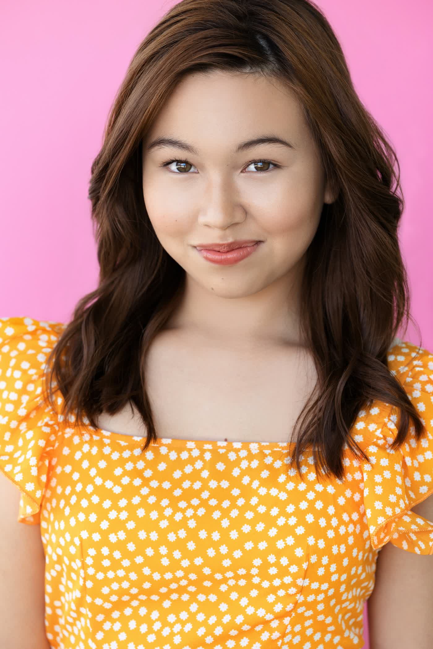 actor Meilee Condron large photo