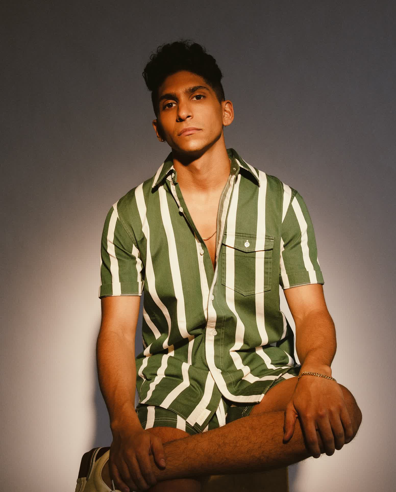 actor Angel Bismark Curiel large photo