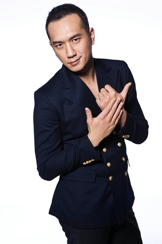 actor Jue Huang large photo