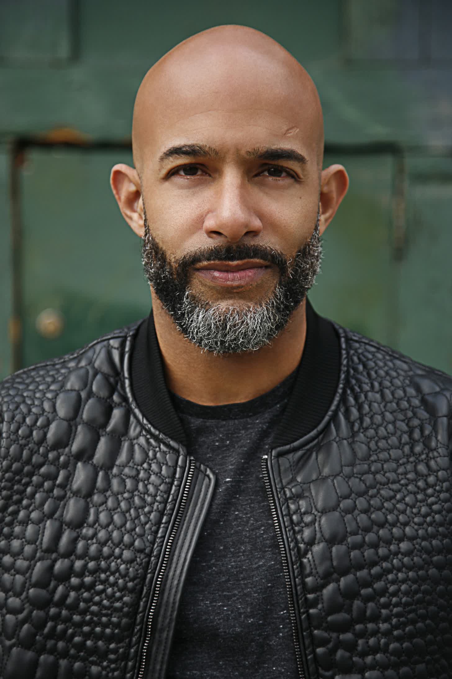 actor Joel Steingold large photo