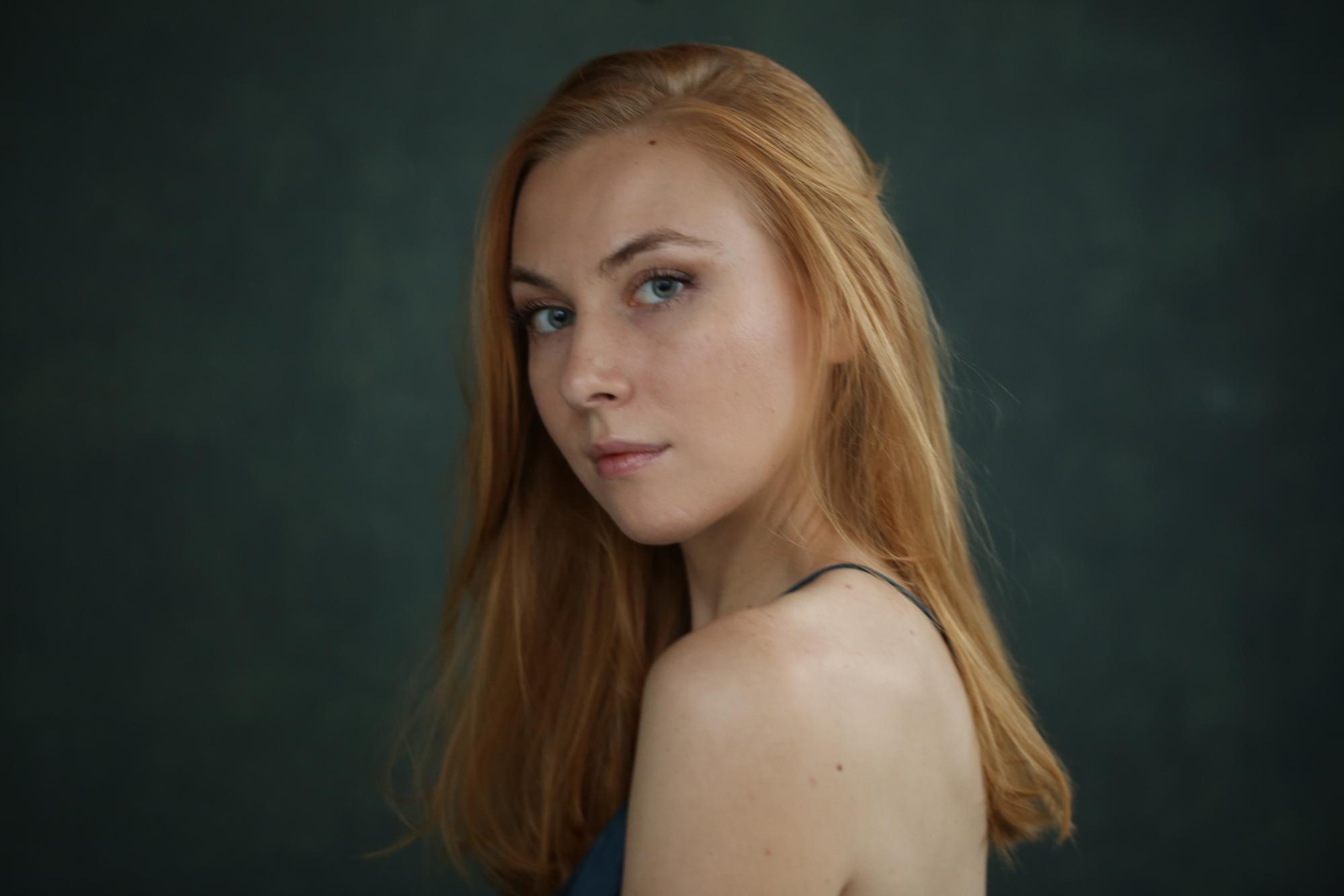 actor Jessica Preddy large photo