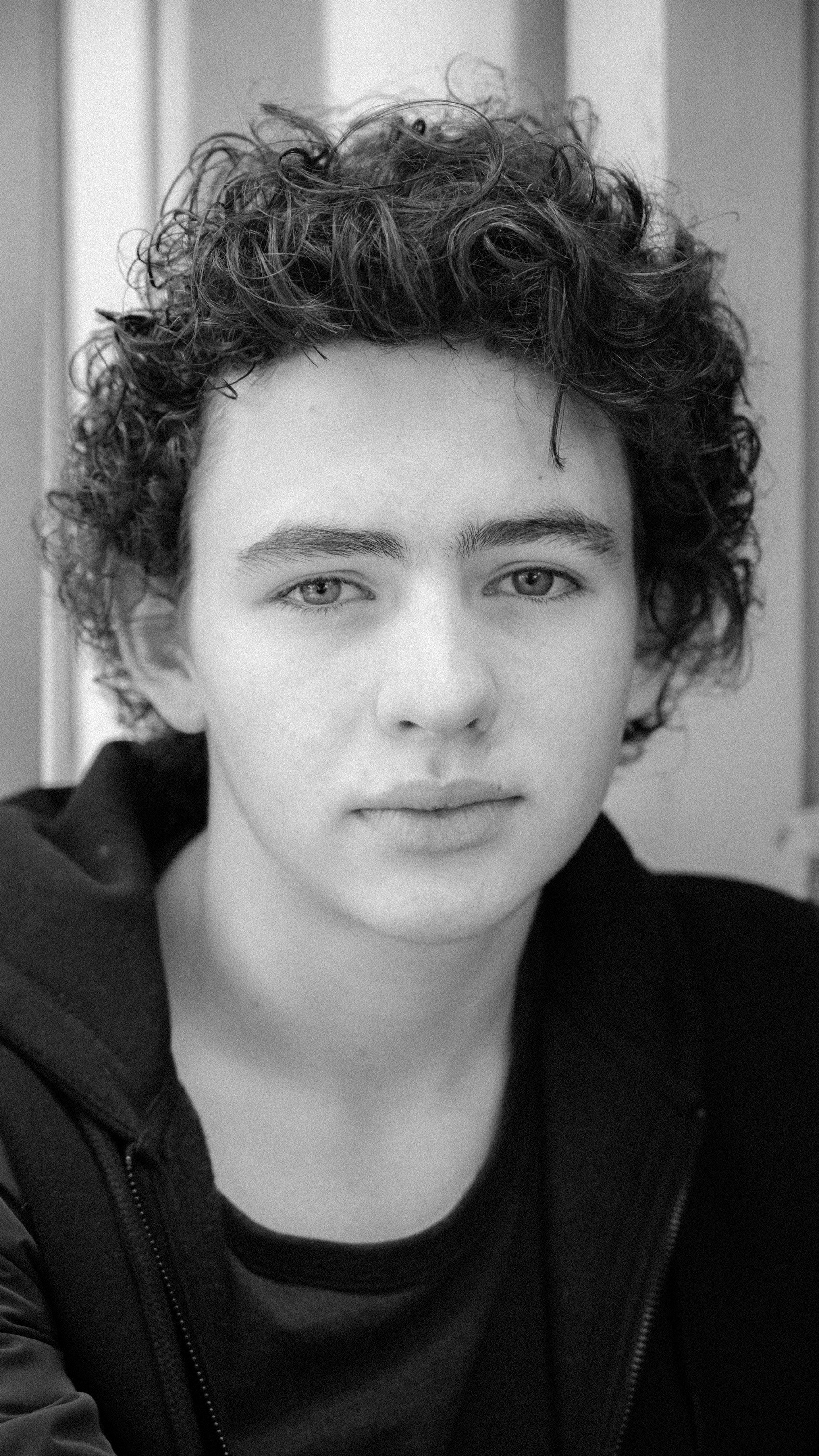 actor Finn Little large photo