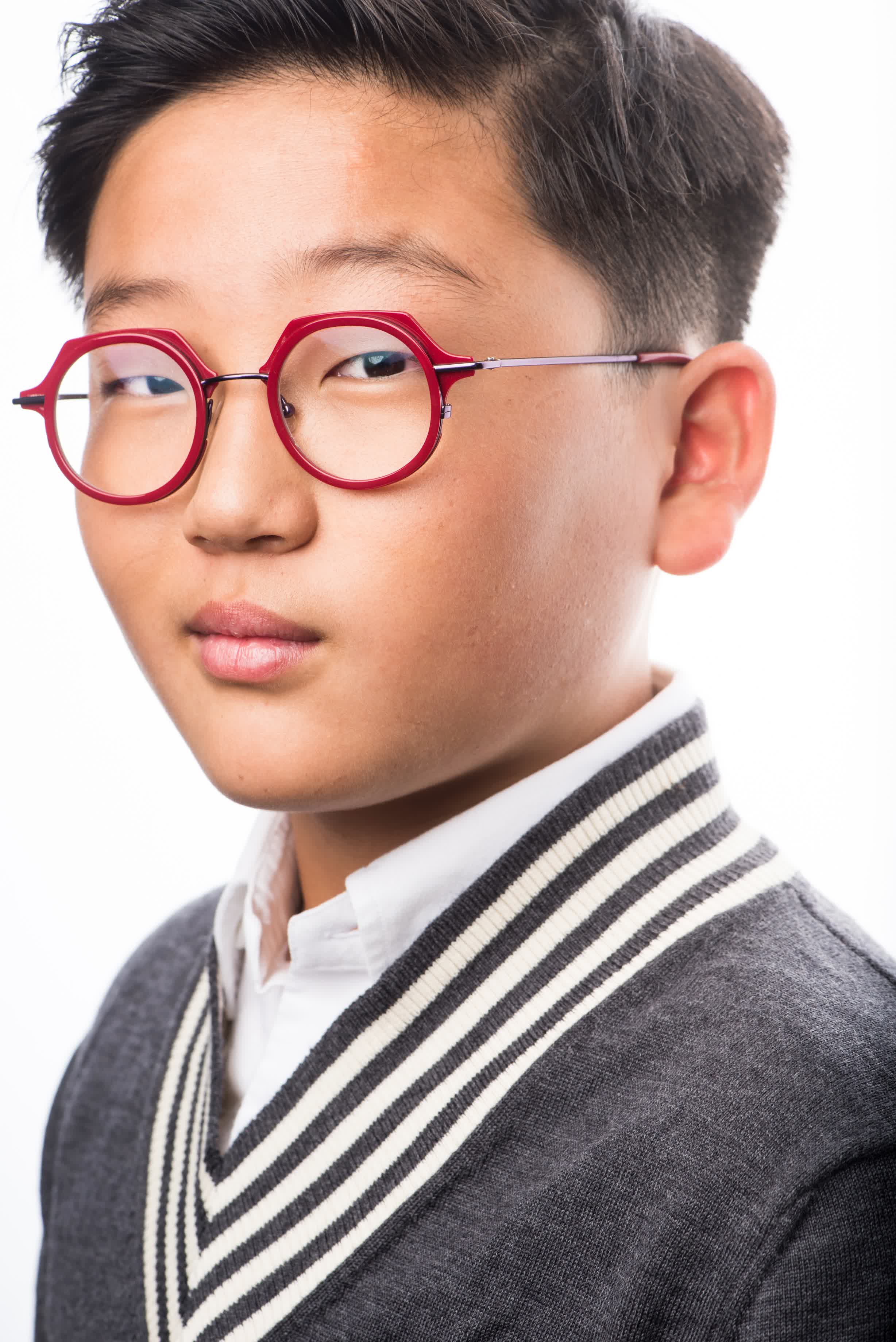 actor Emerson Min large photo