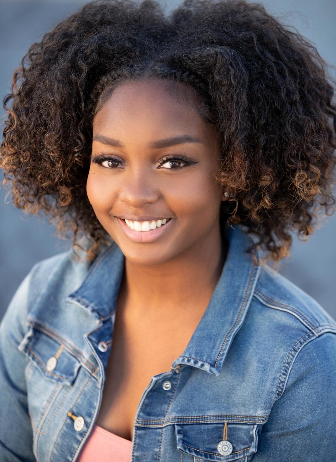 actor Daniele Lawson large photo