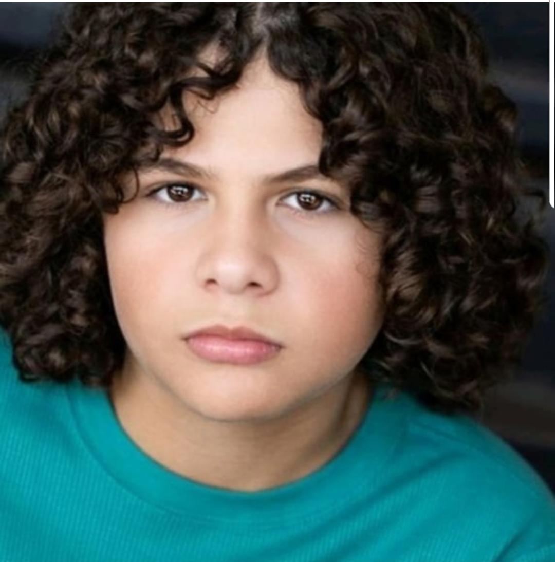 actor Carson White large photo