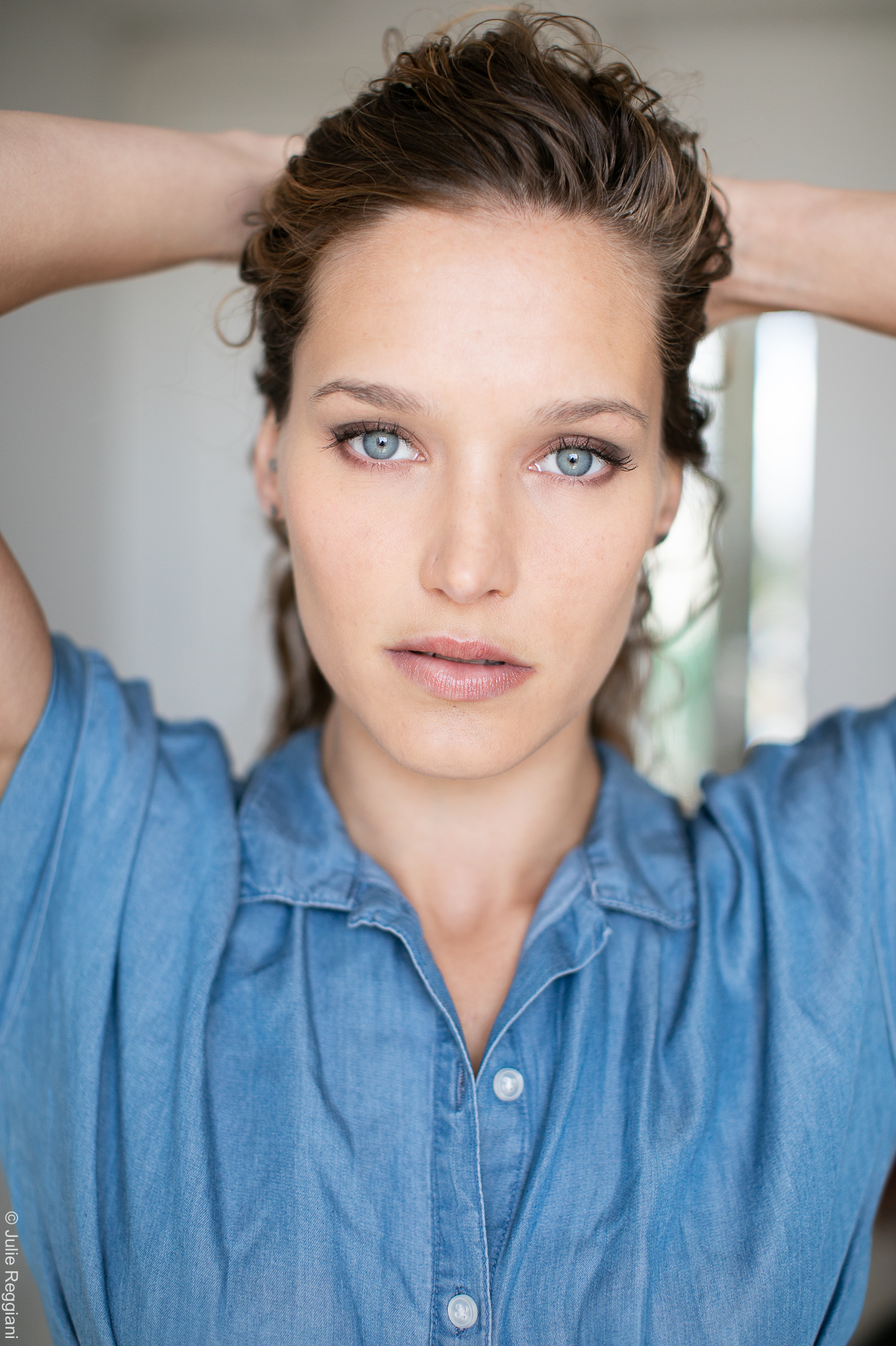 actor Gaelle Gillis large photo