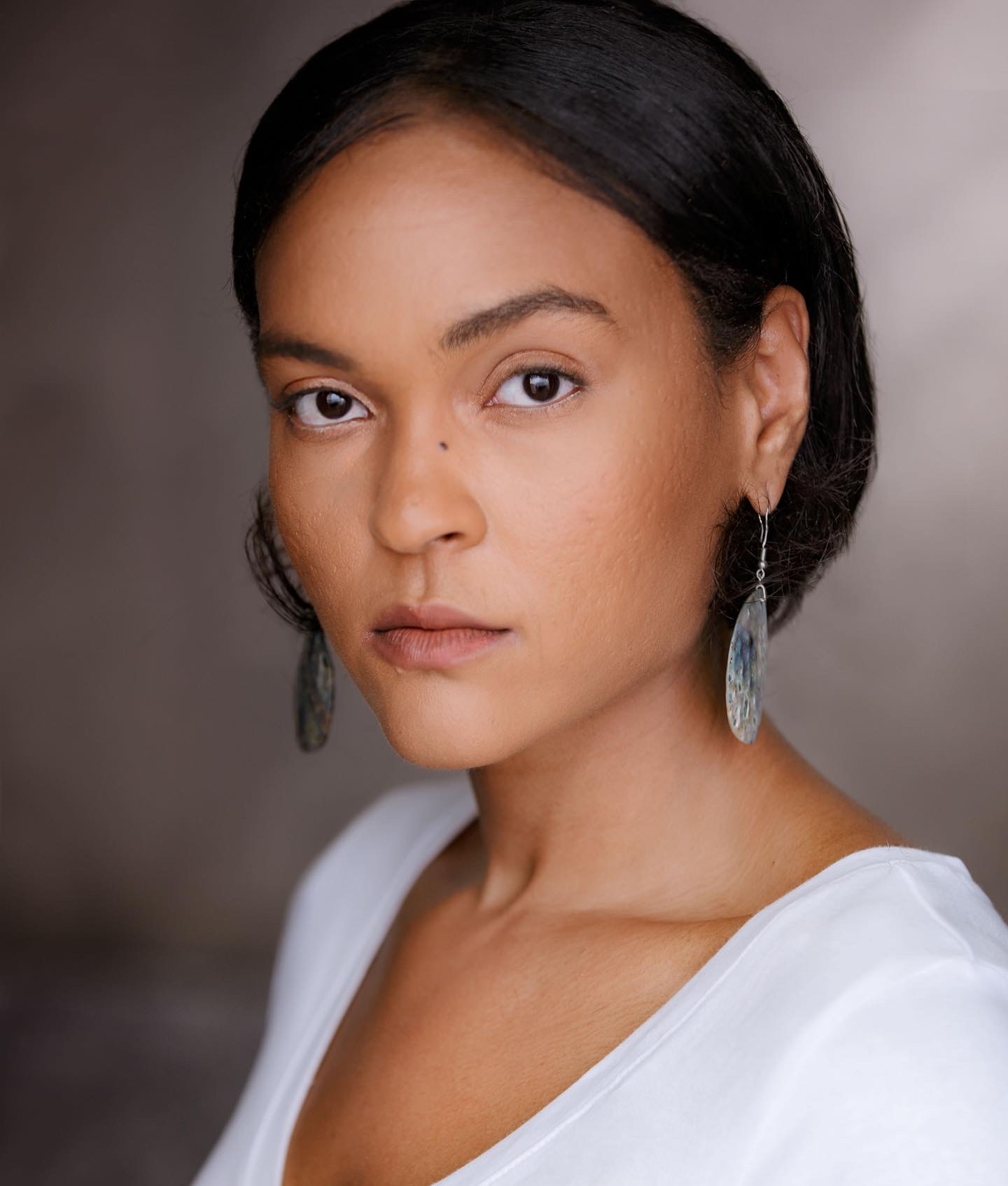 actor Tanajsia Slaughter large photo