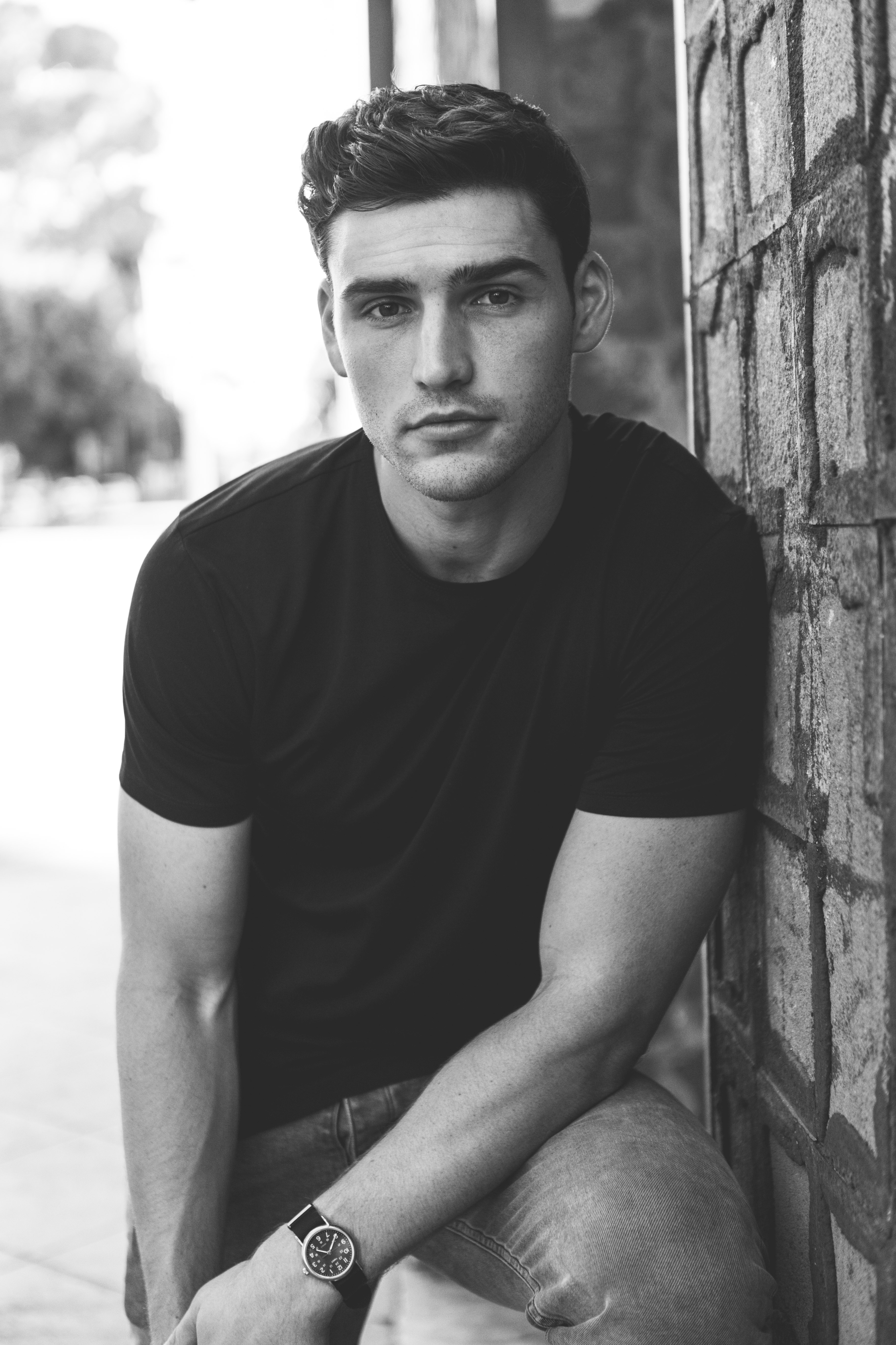 actor Charlie Hall large photo