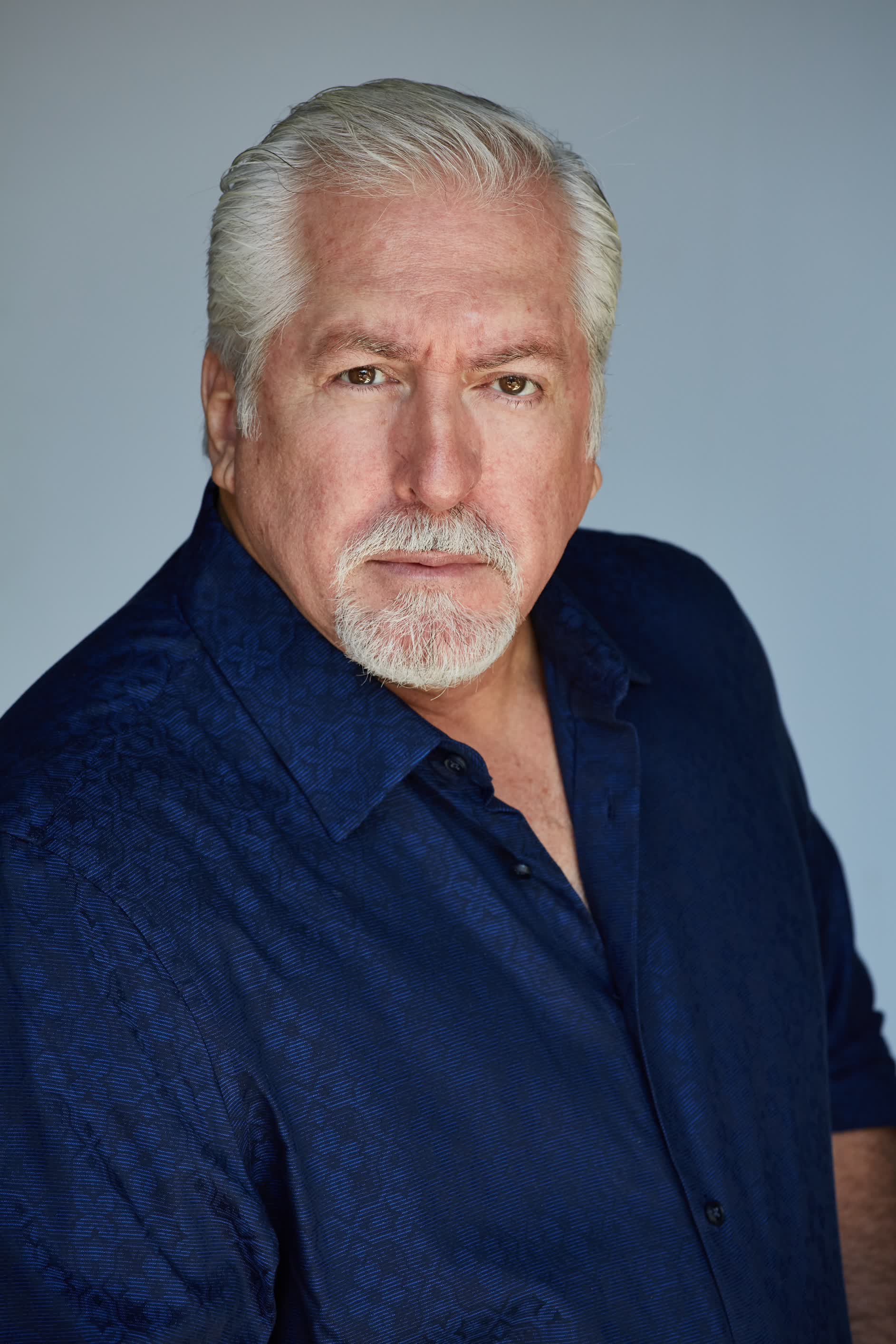 actor Roberto Escobar large photo