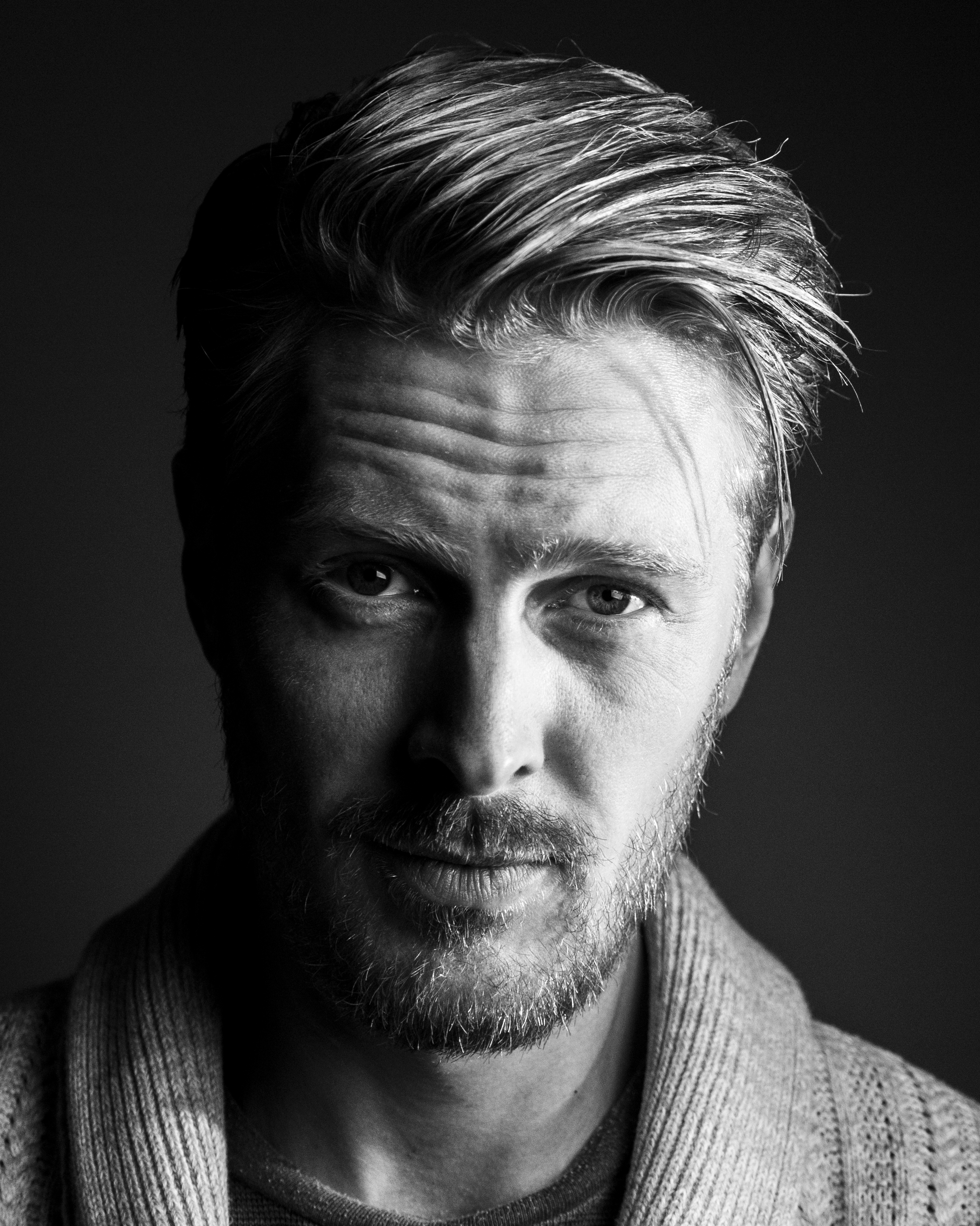 actor Oliver Rice large photo