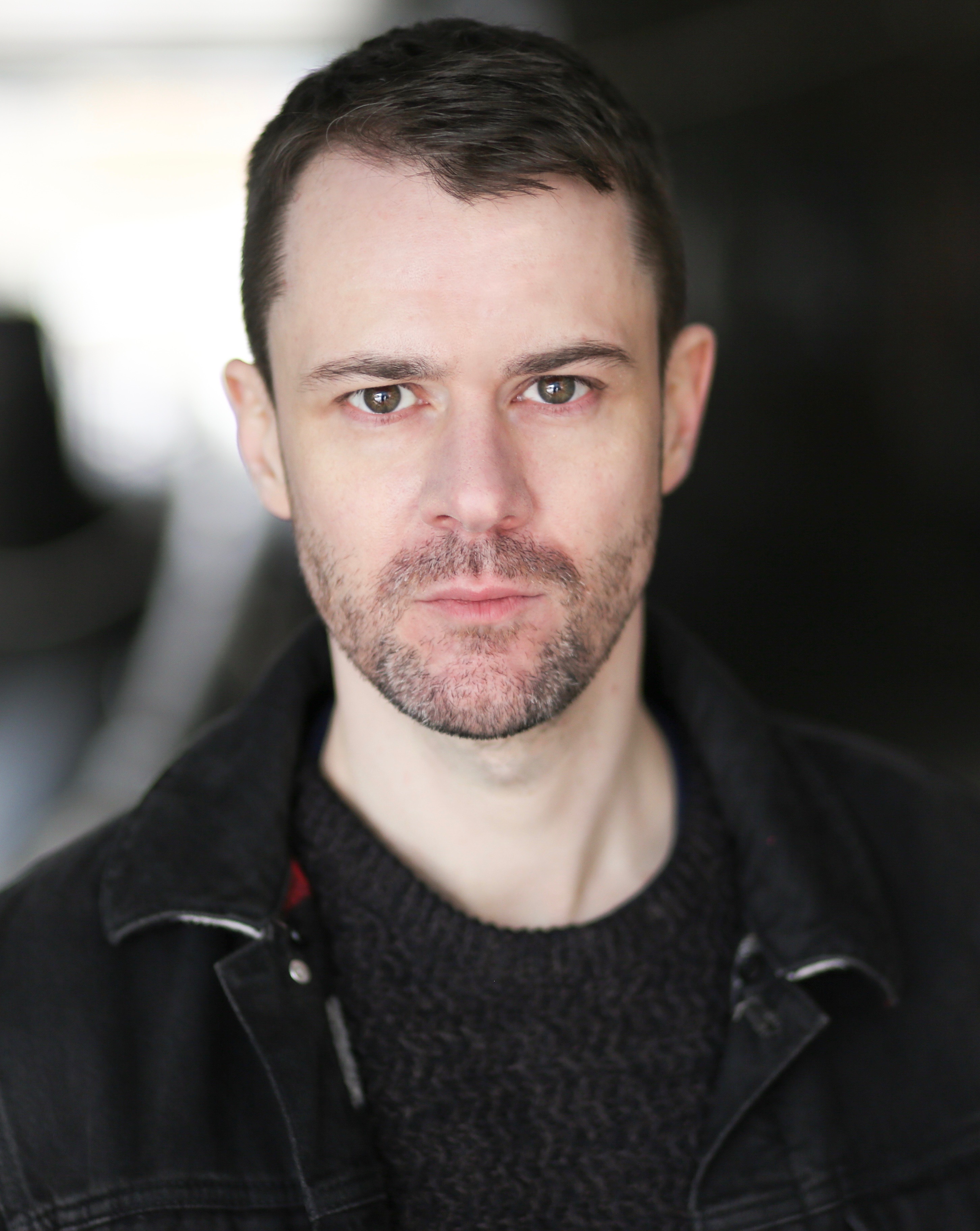 actor Owen Whitelaw large photo