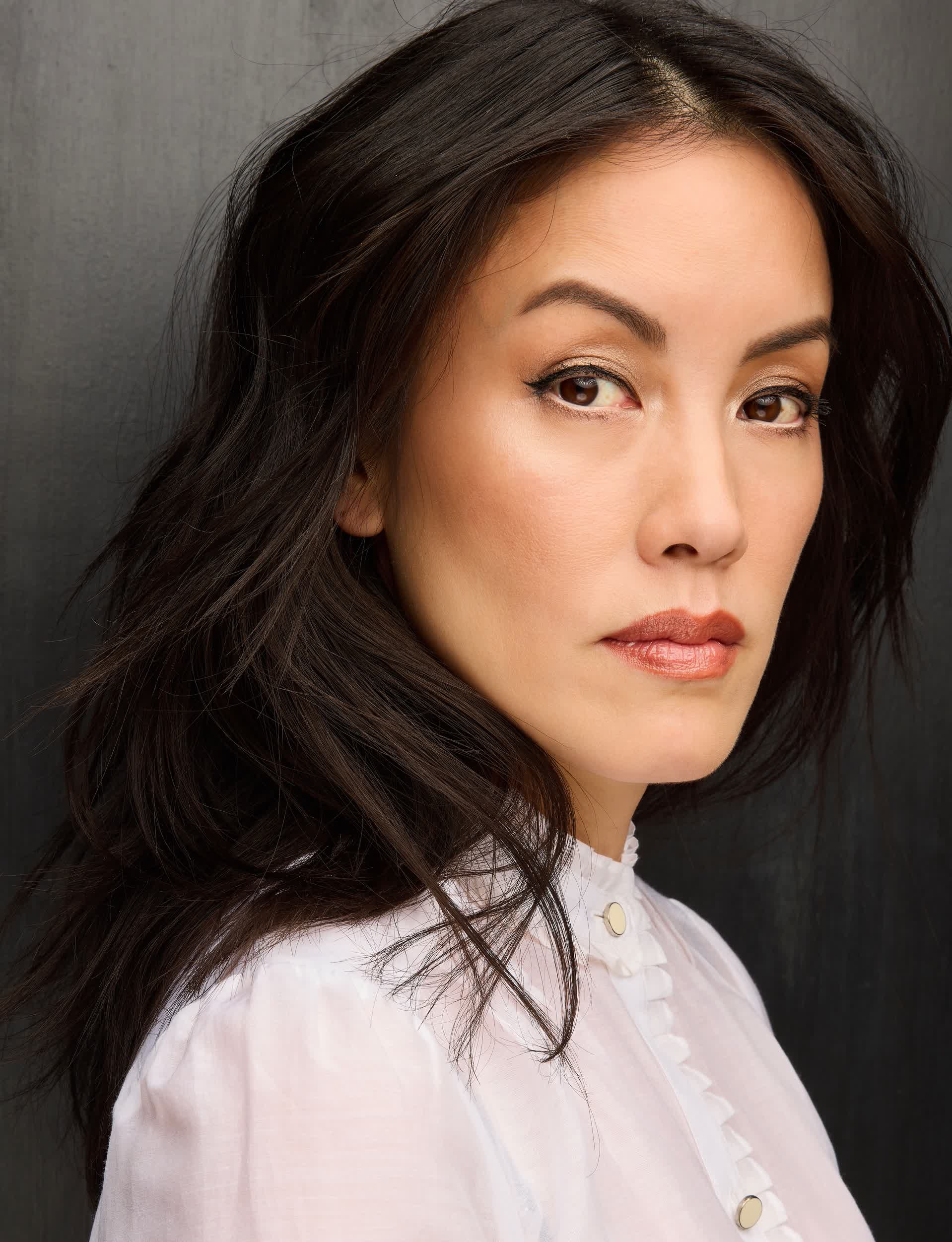 actor Connie Chen large photo