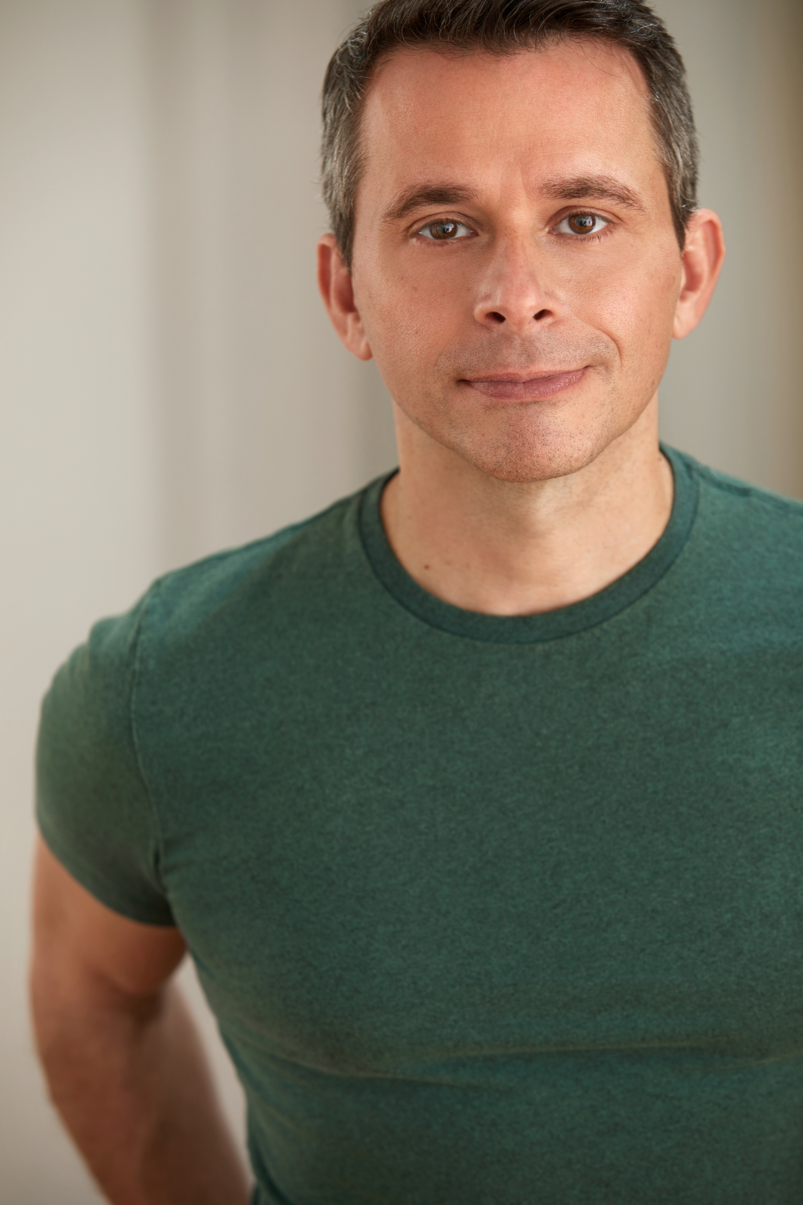 actor Matt Crabtree large photo