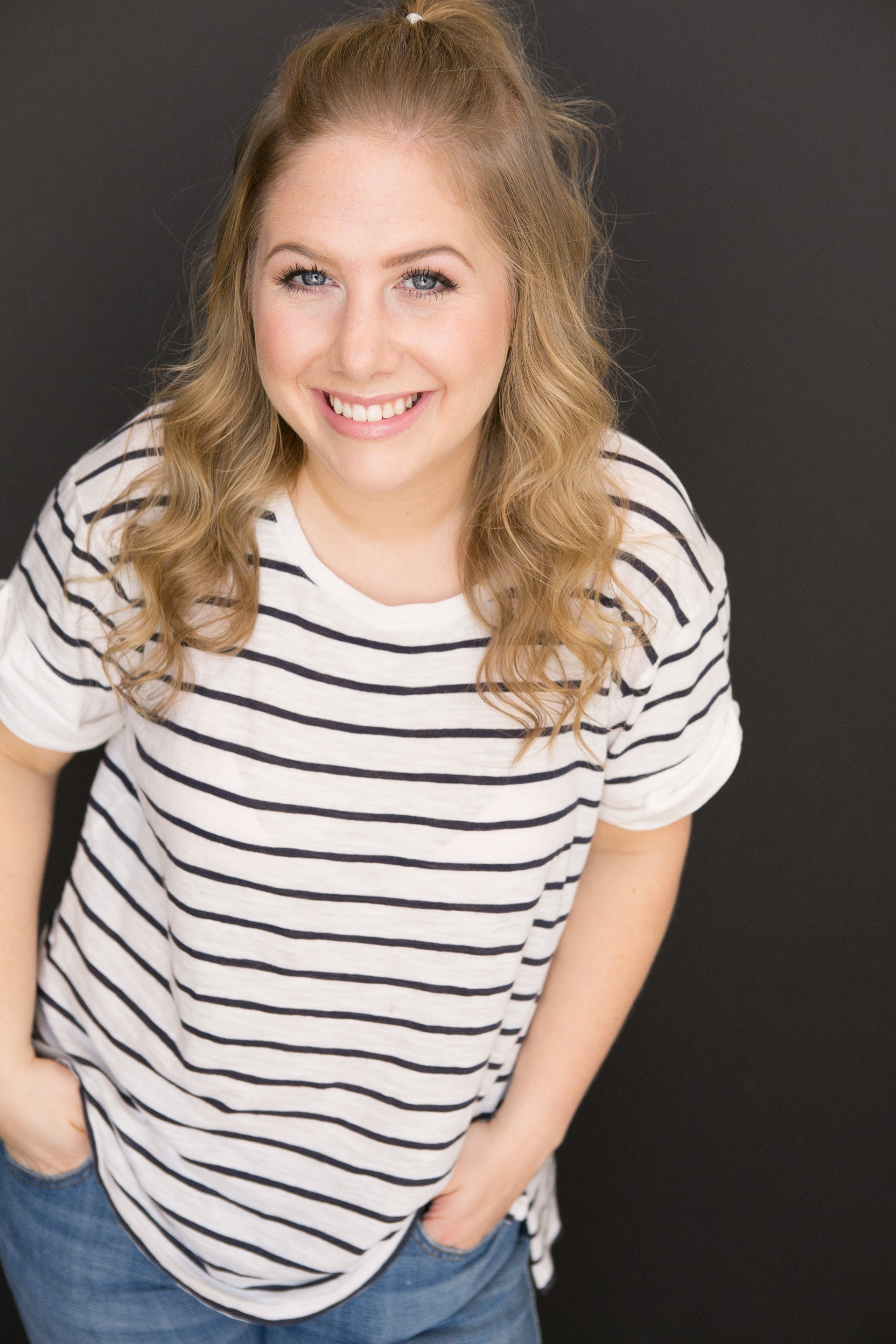 actor Carly Glenn large photo