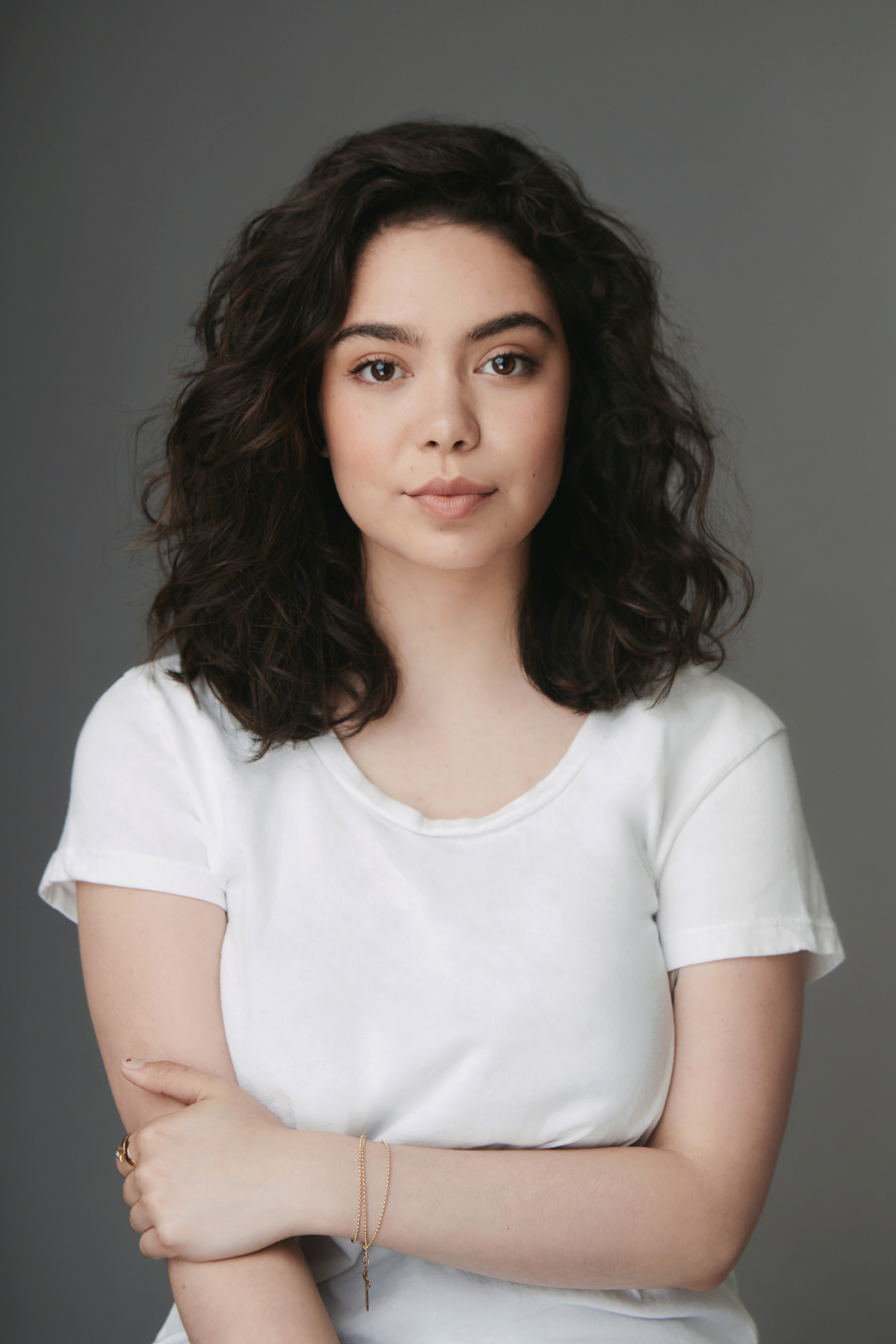 actor Auli'i Cravalho large photo