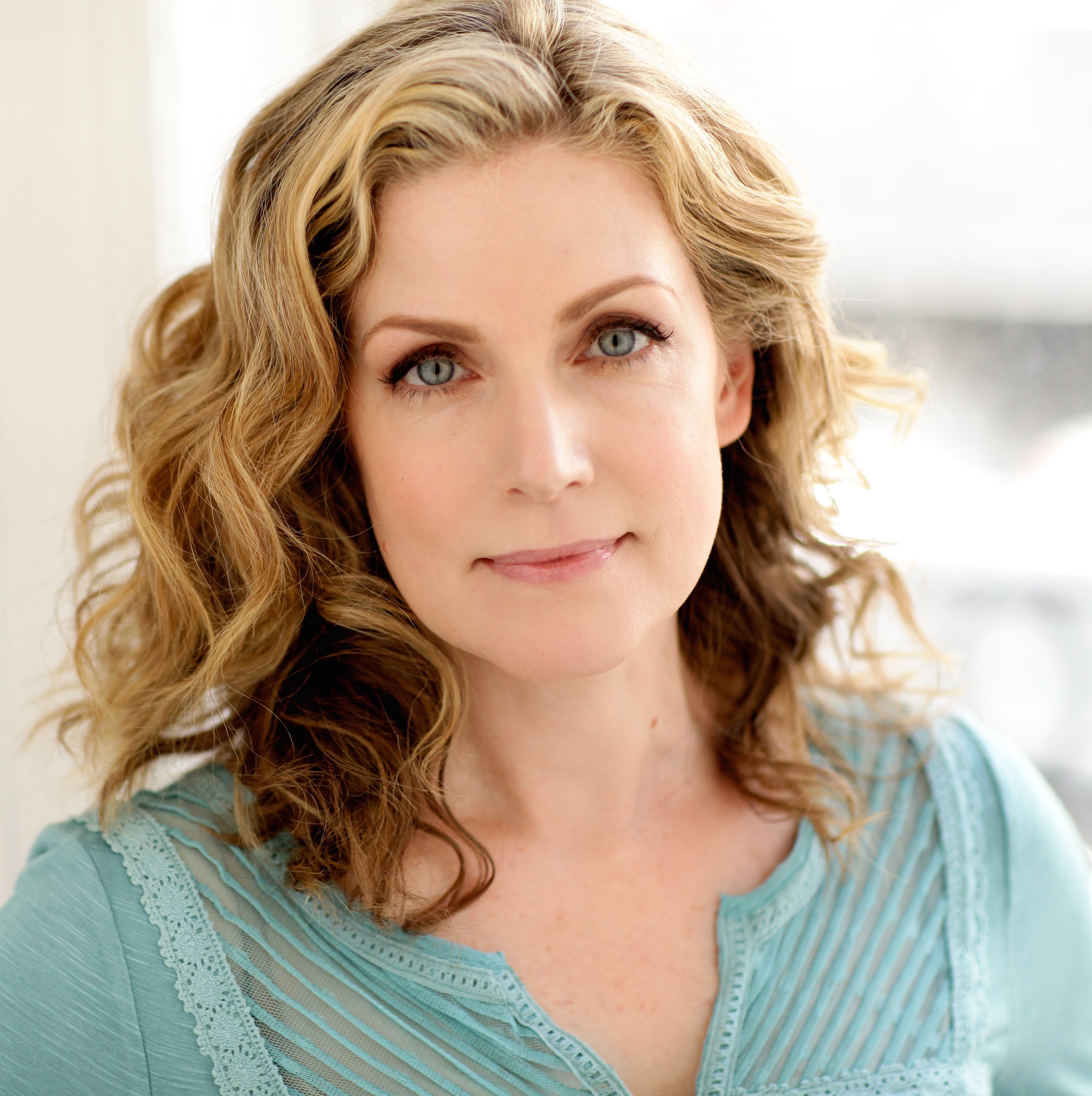 actor Chris Lindsay-Abaire large photo