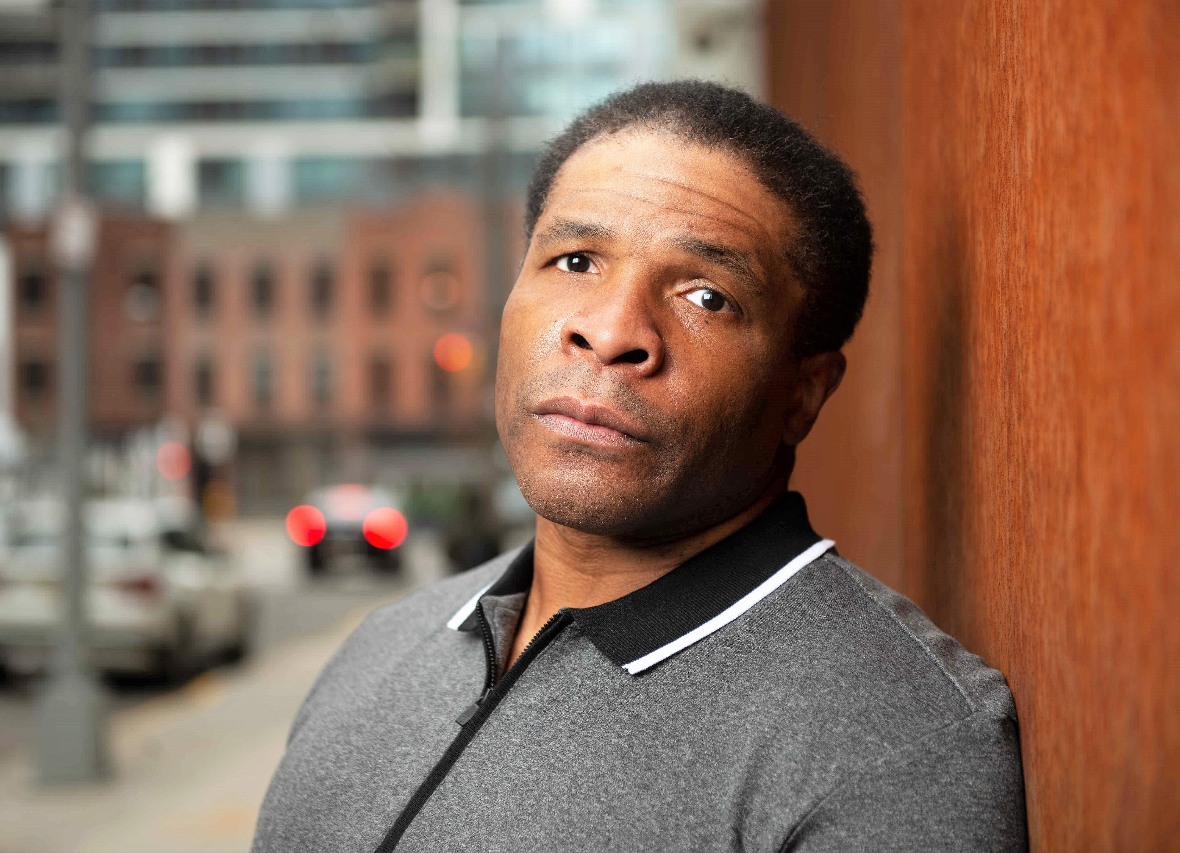 actor Kelvin Hale large photo