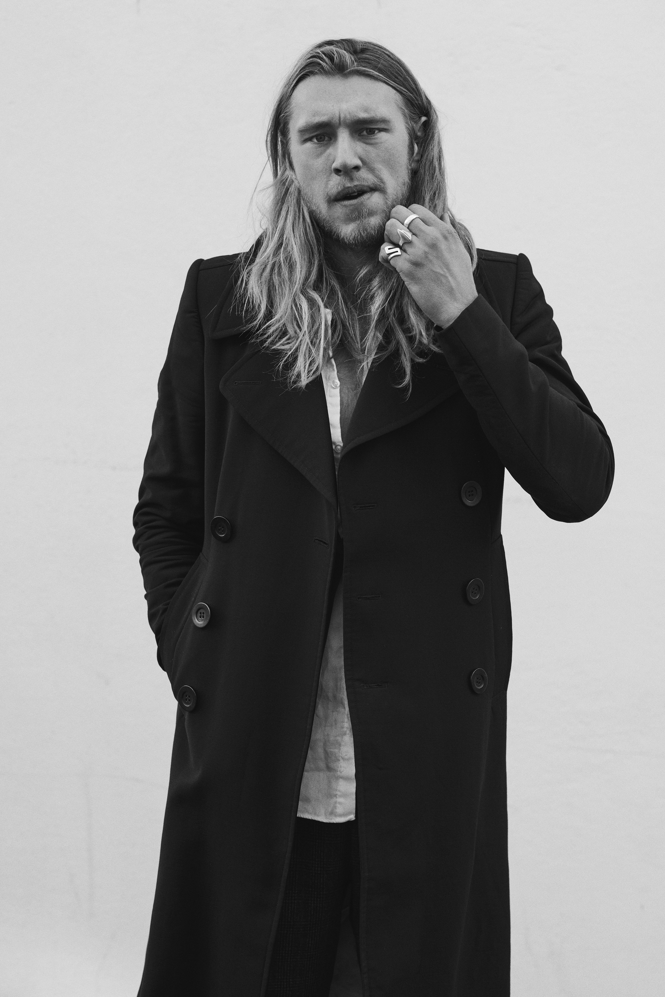 actor Miles Ley large photo