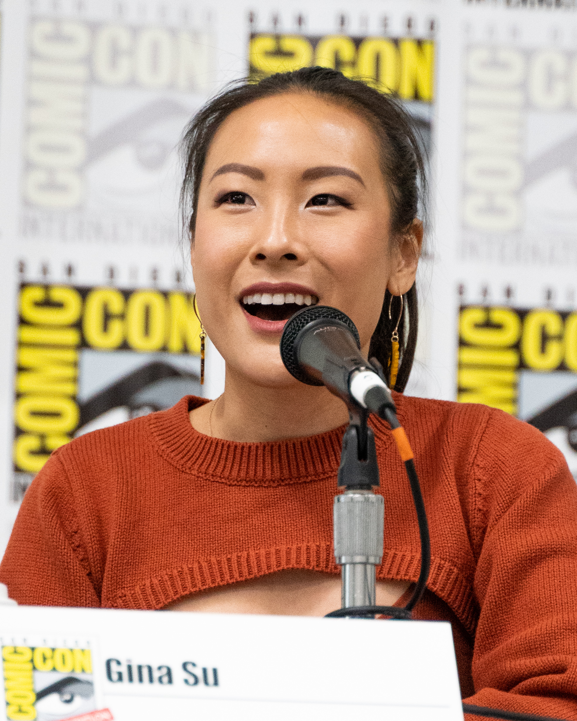 actor Gina Su large photo