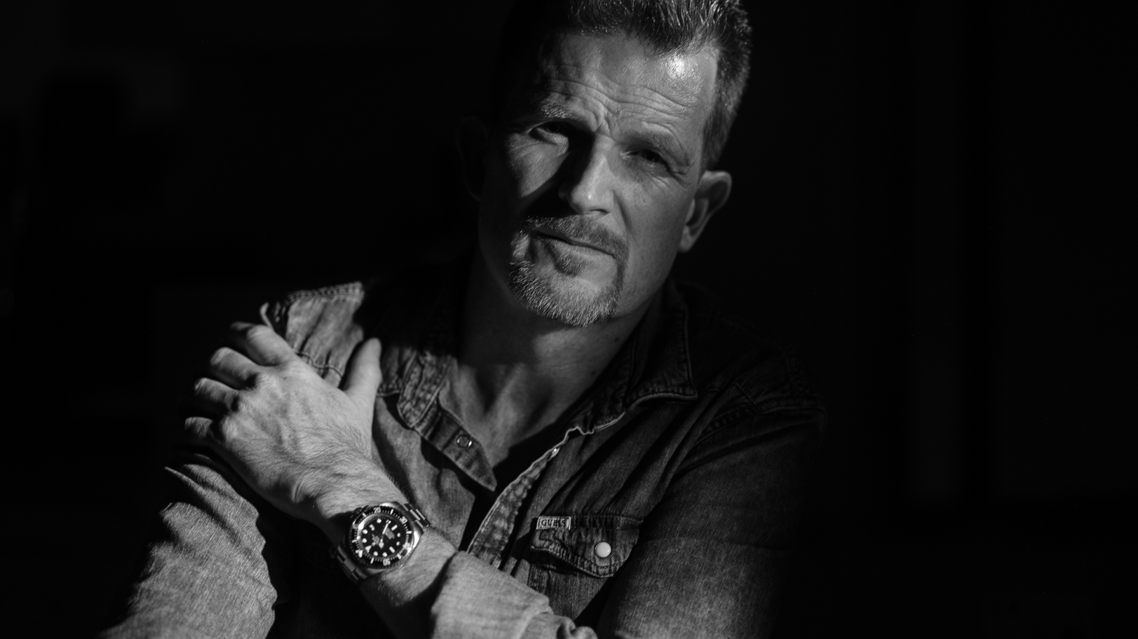 actor Jesse V. Johnson large photo