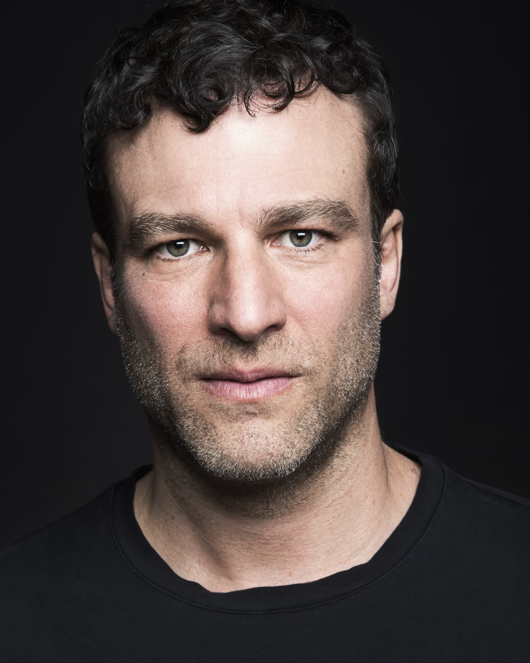 actor Roberto Davide large photo