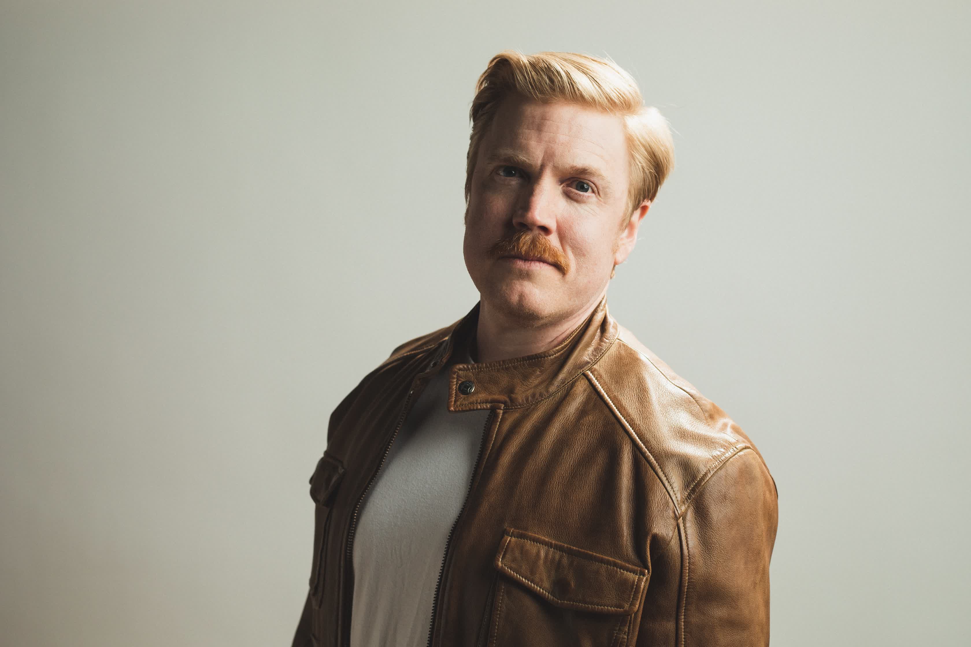 actor Dustin Tucker large photo