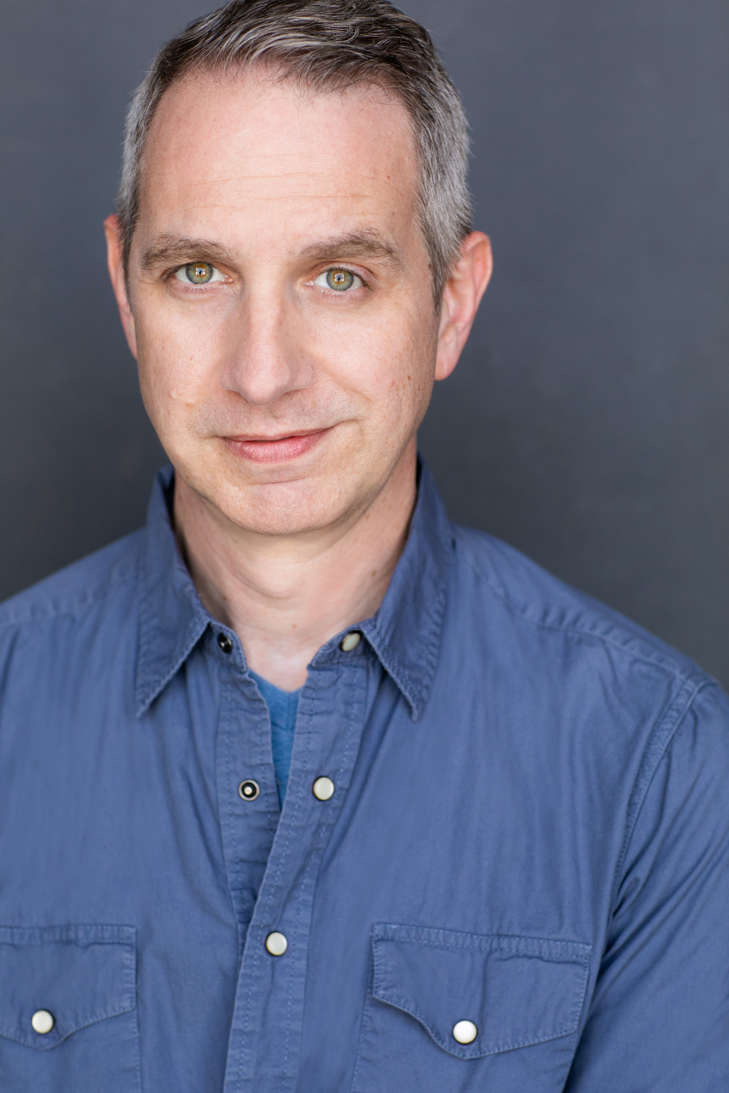 actor Doug Simpson large photo