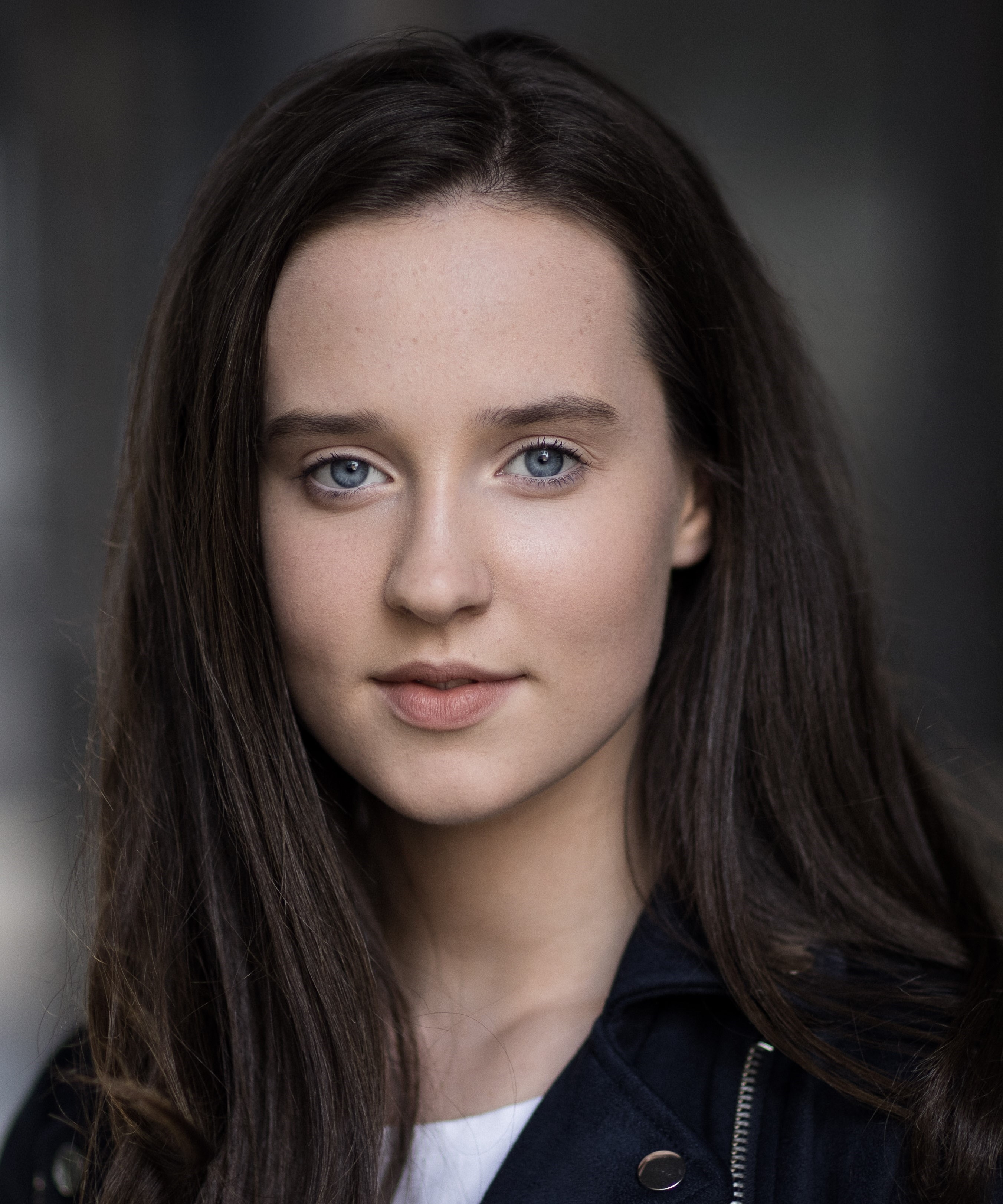 actor Olivia McKevitt large photo