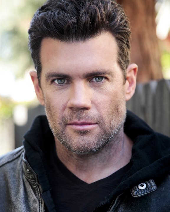 actor Scott C. Roe large photo