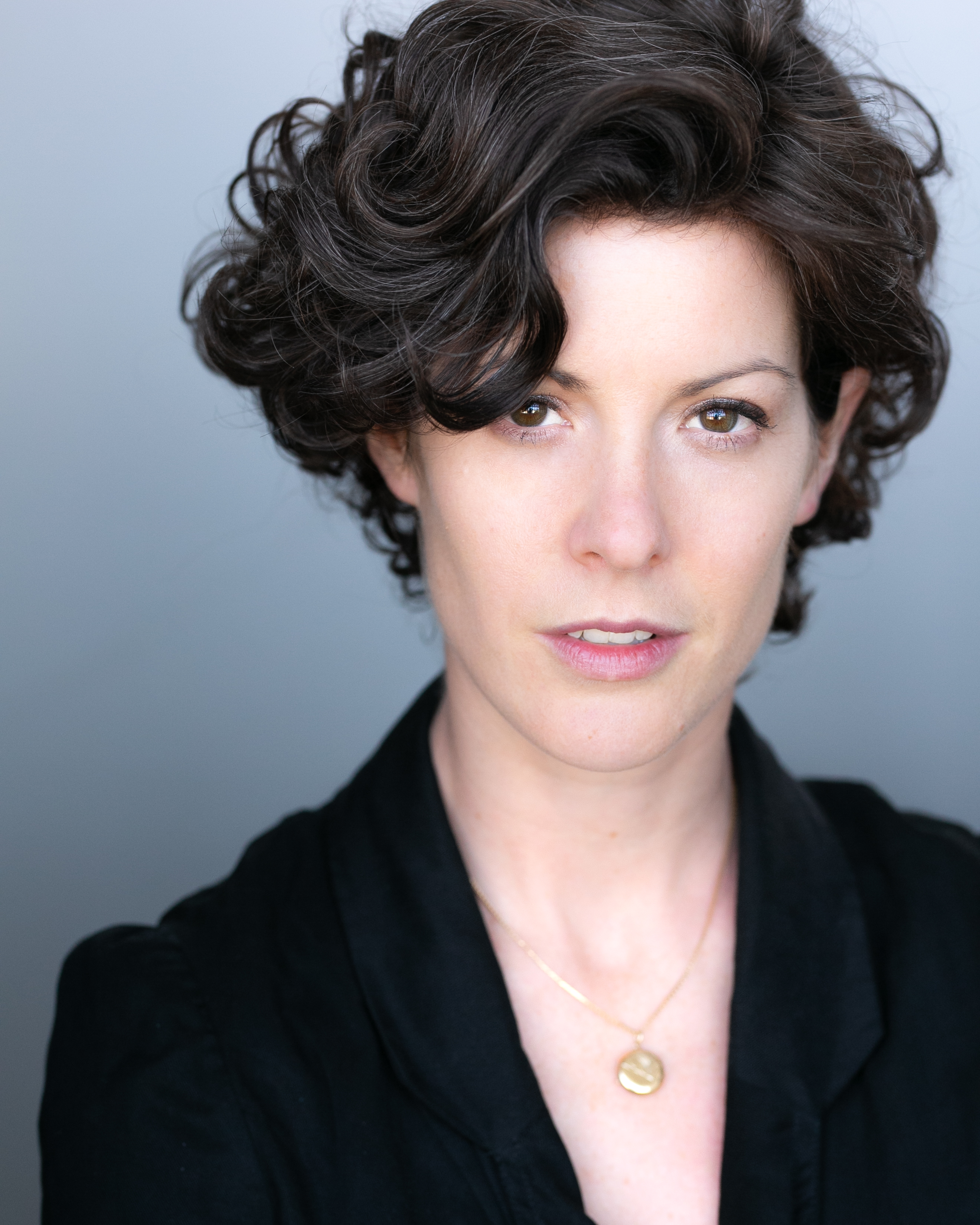 actor Catriona Knox large photo