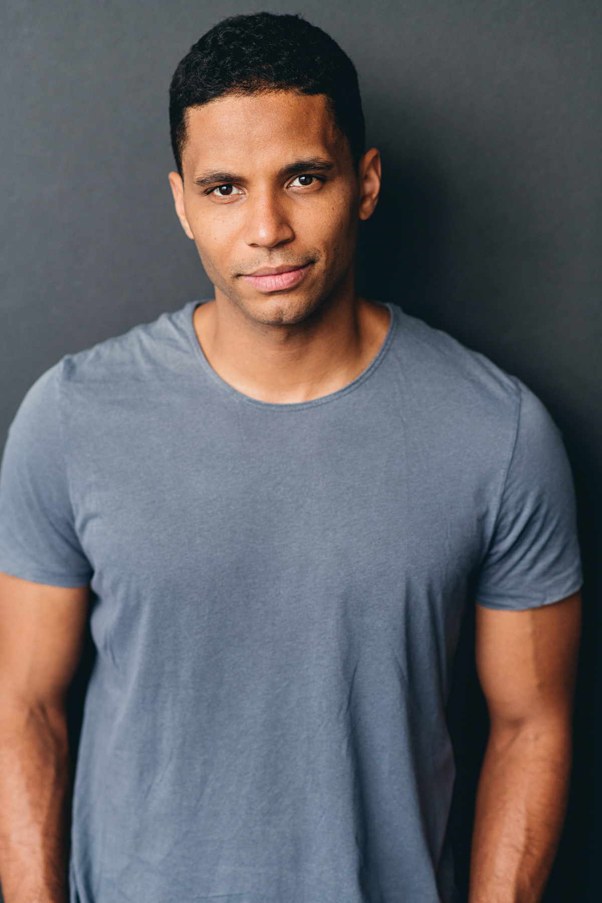 actor Andrew Bushell large photo