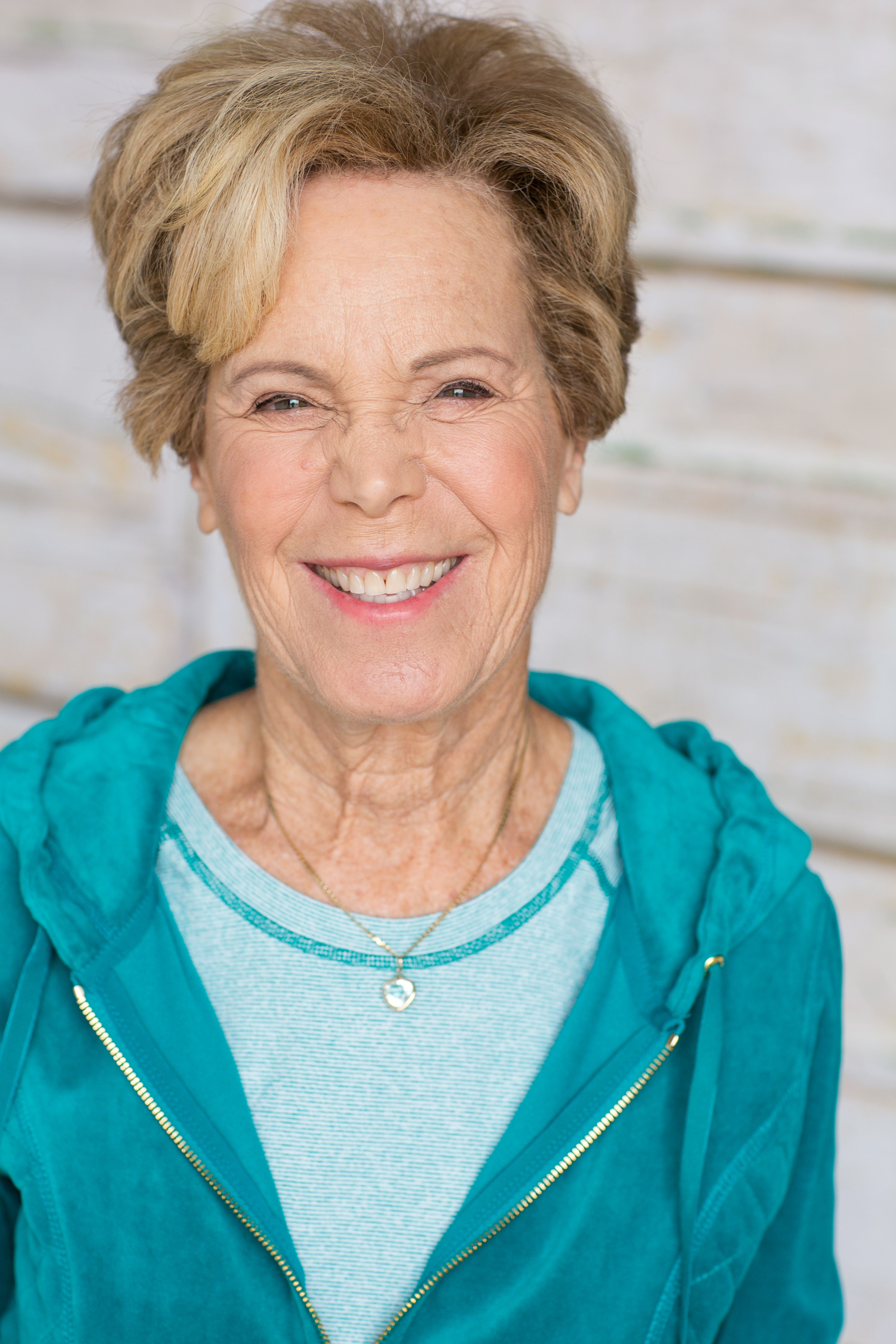 actor Joyce Greenleaf large photo