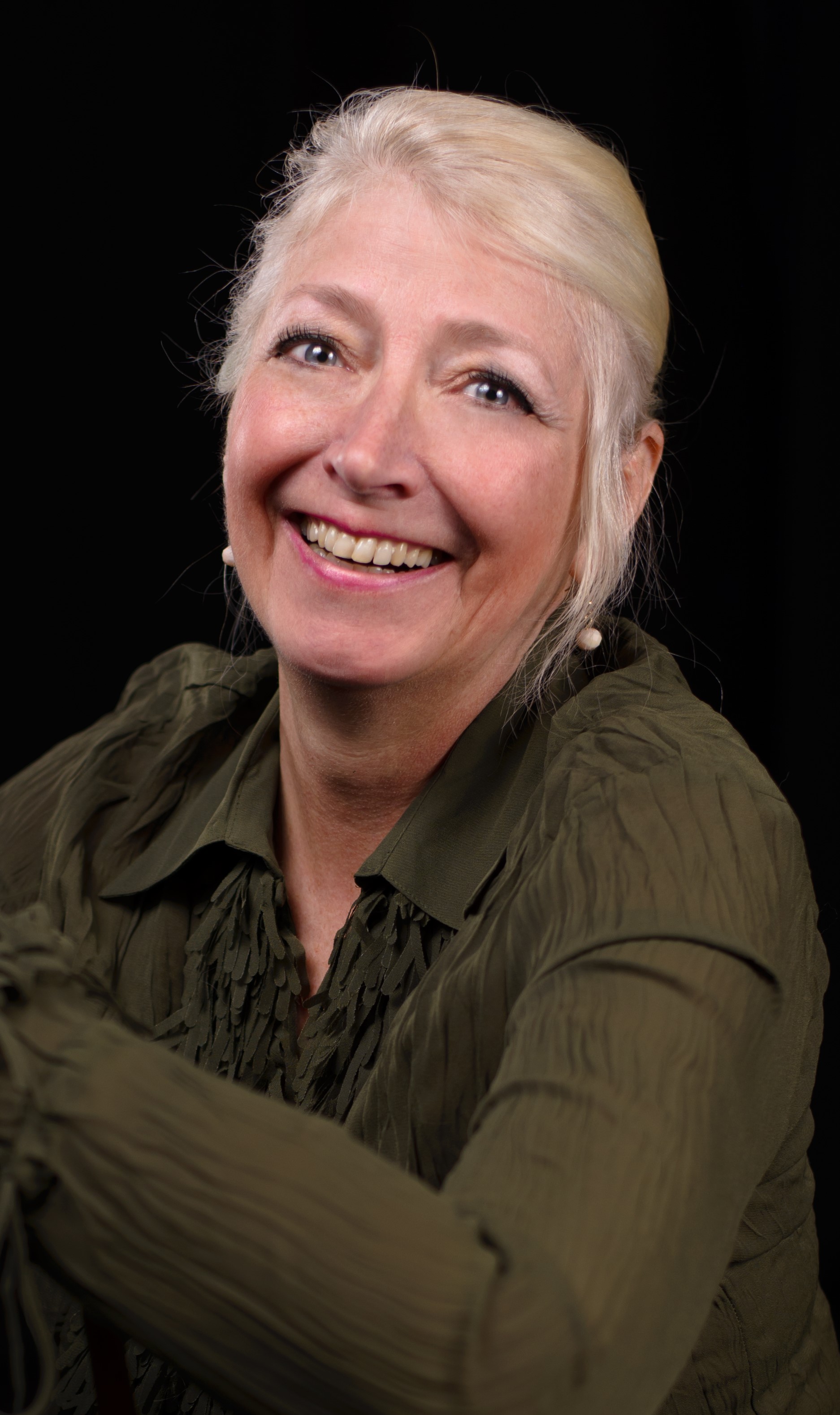 actor Irene Alexiou large photo