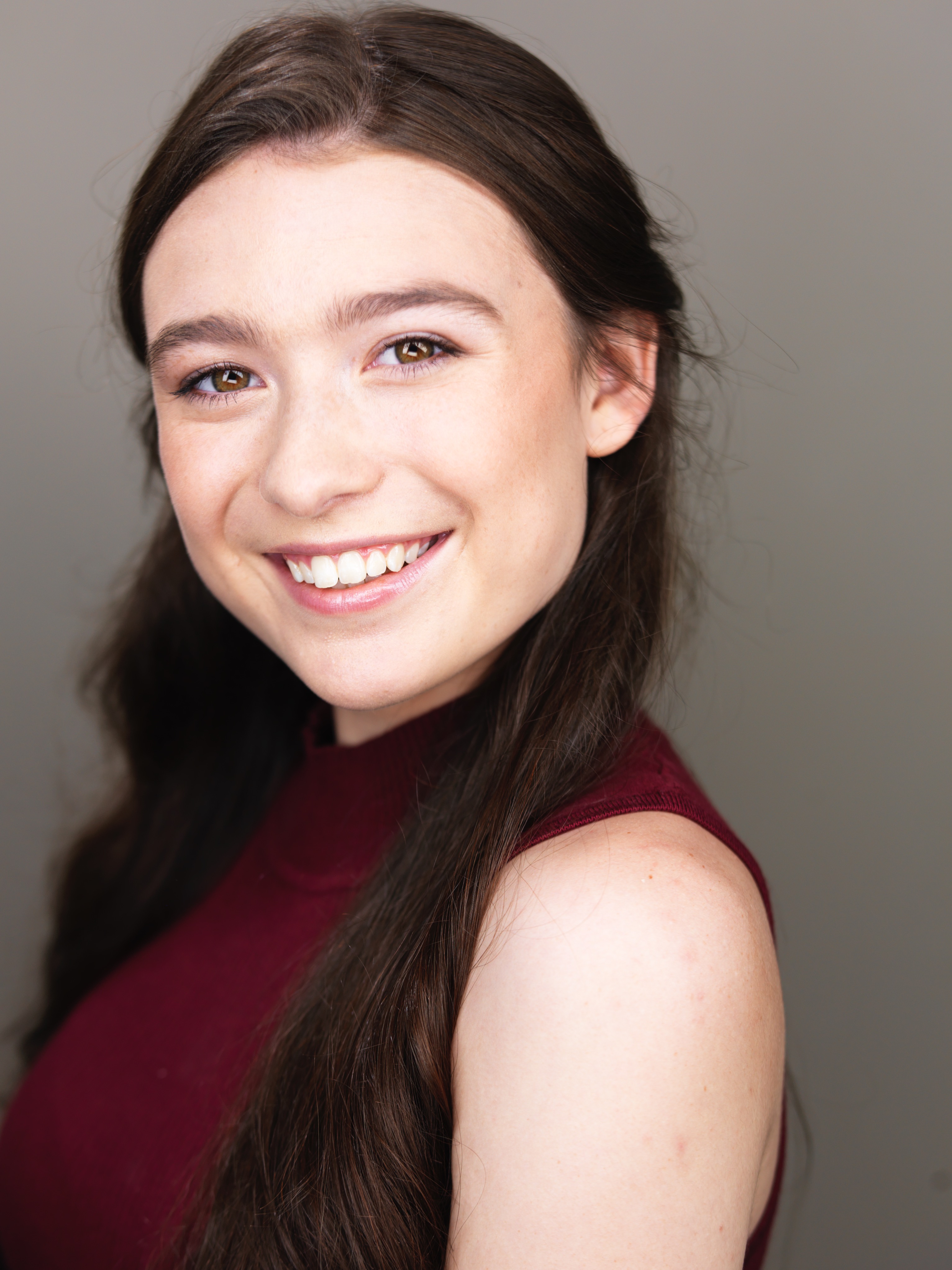 actor Brianna Denski large photo