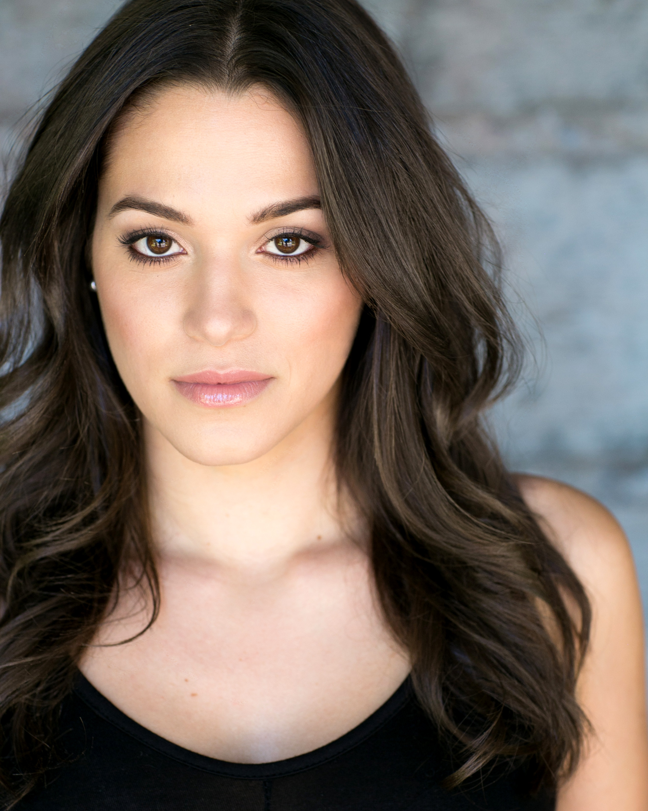 actor Stephanie Arcila large photo