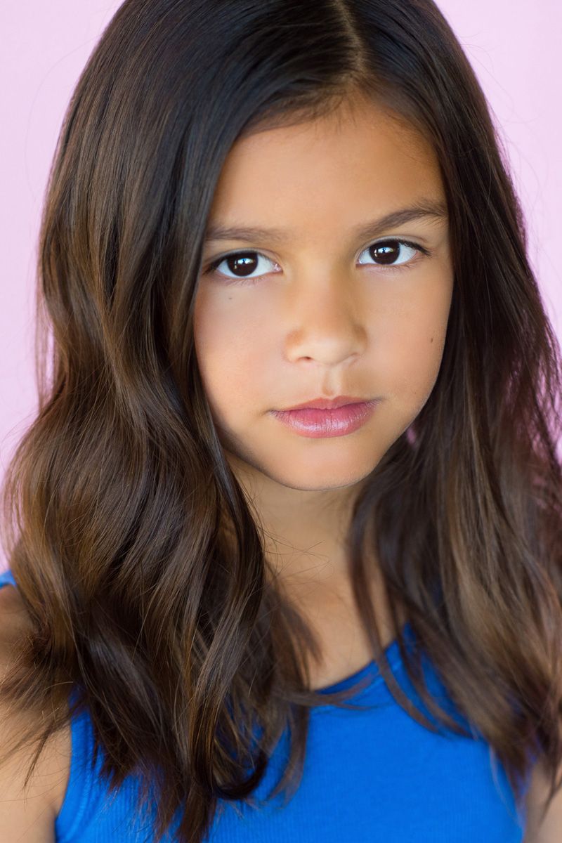 actor Londyn Silzer large photo