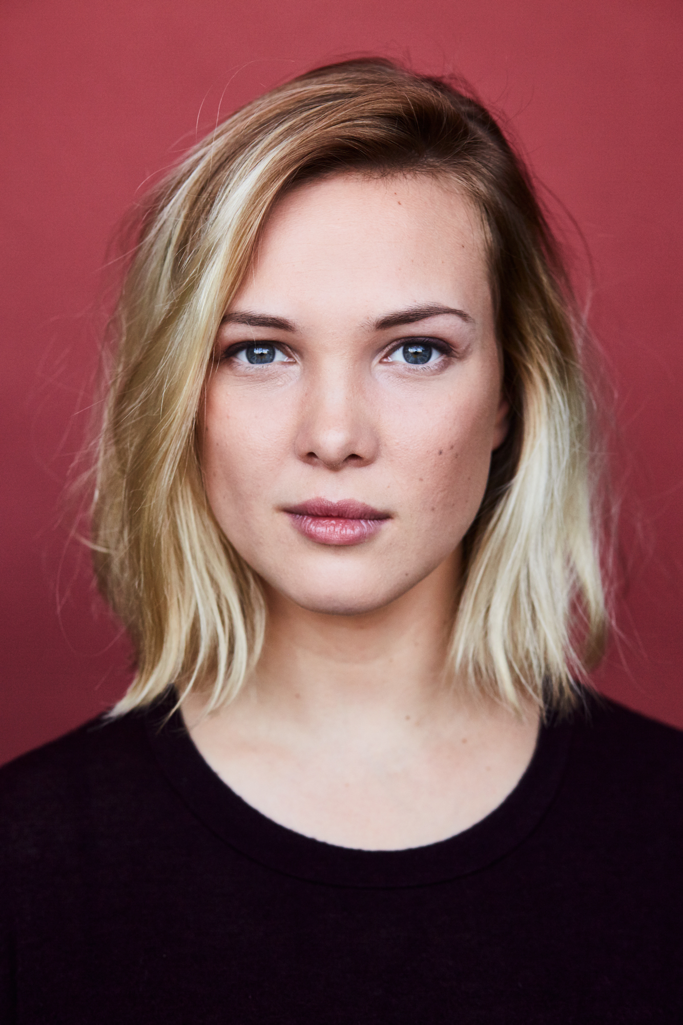 actor Floriane Bibauw large photo