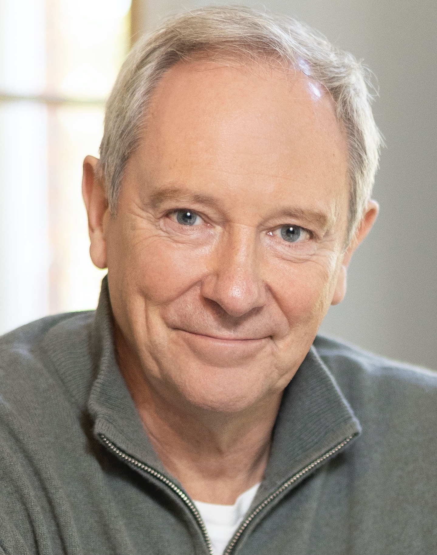 actor Robin Kermode large photo