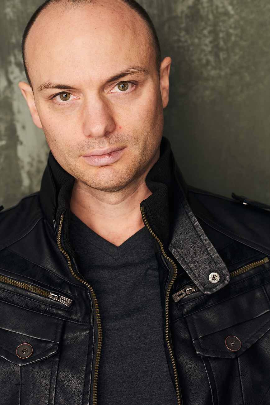 actor Brian Carroll large photo