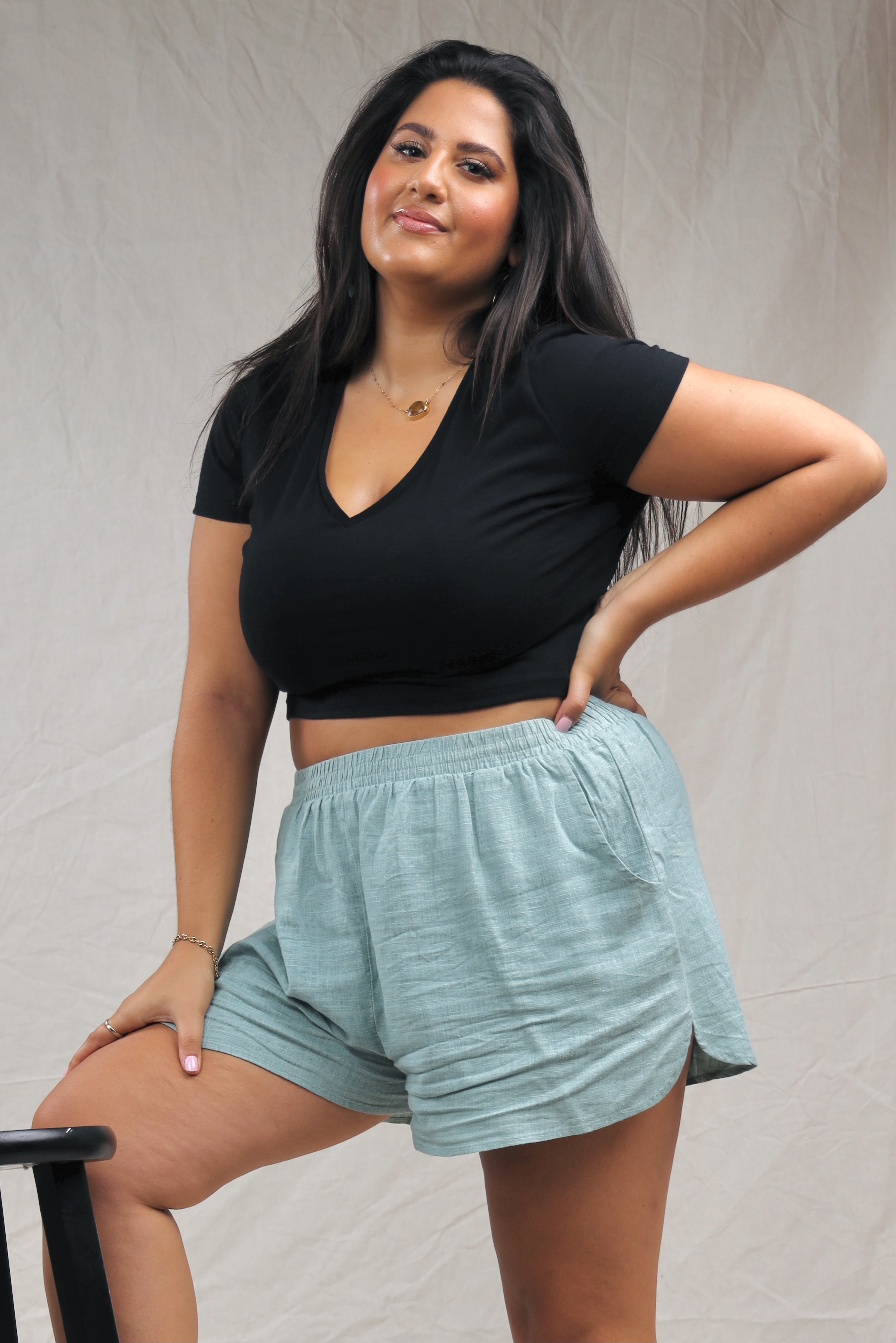 actor Natasha Behnam large photo