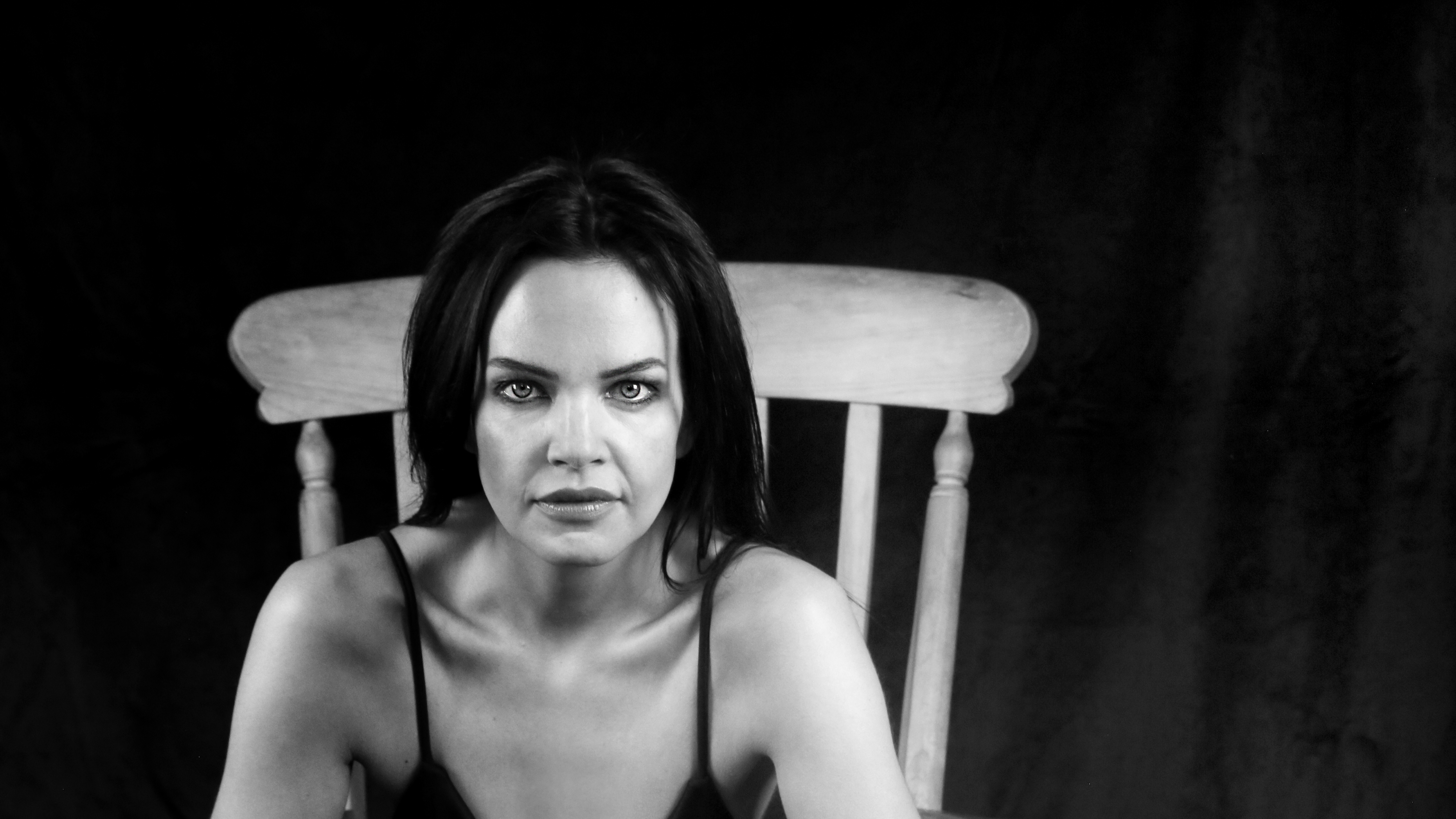 actor Joanne Matthews large photo