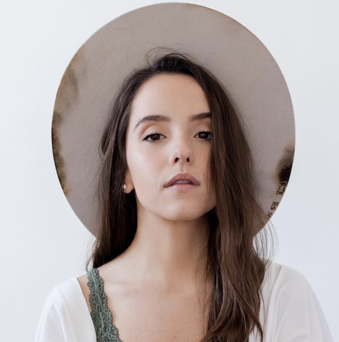 actor Evaluna Montaner large photo