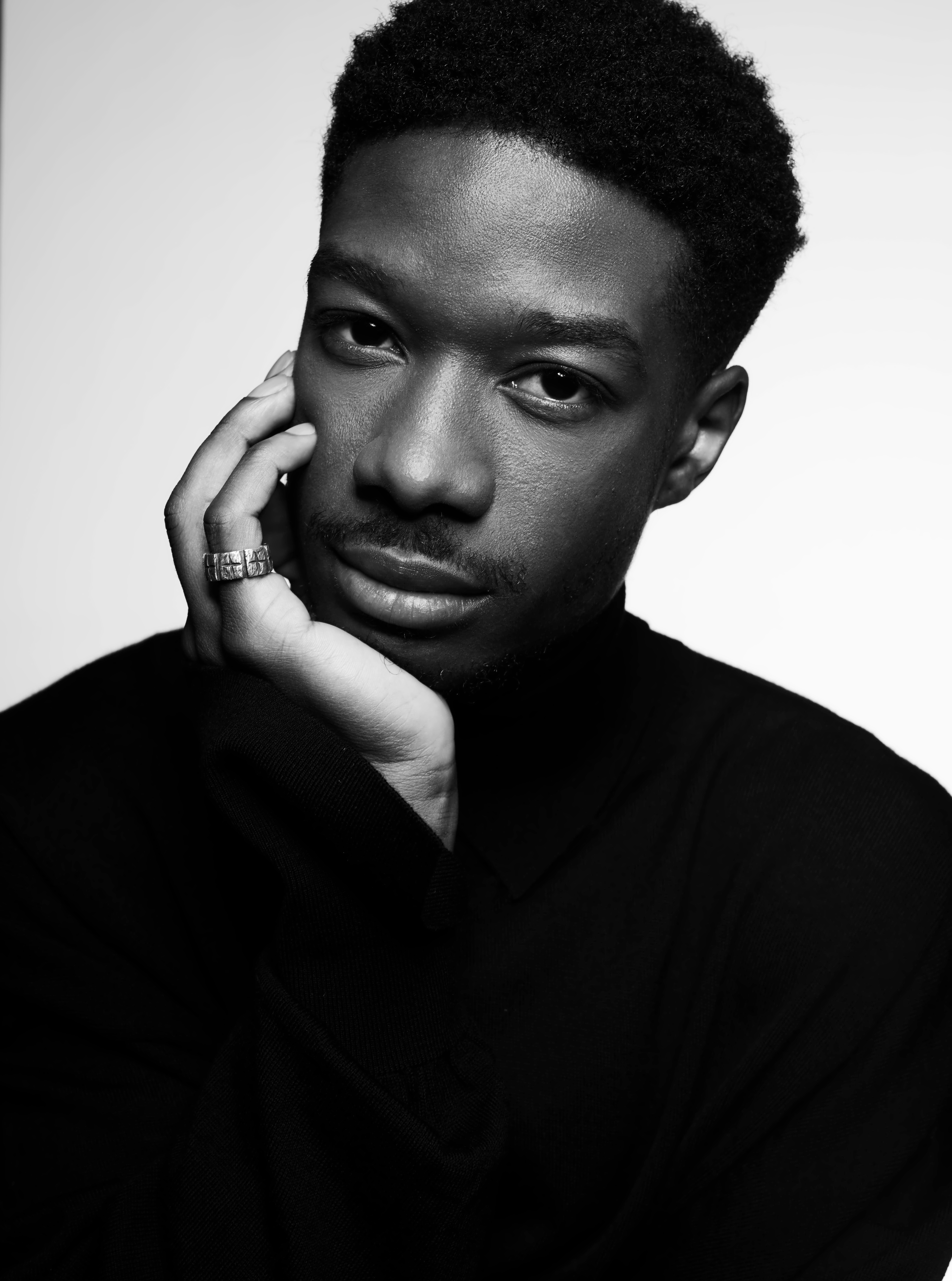 actor Lamar Johnson large photo