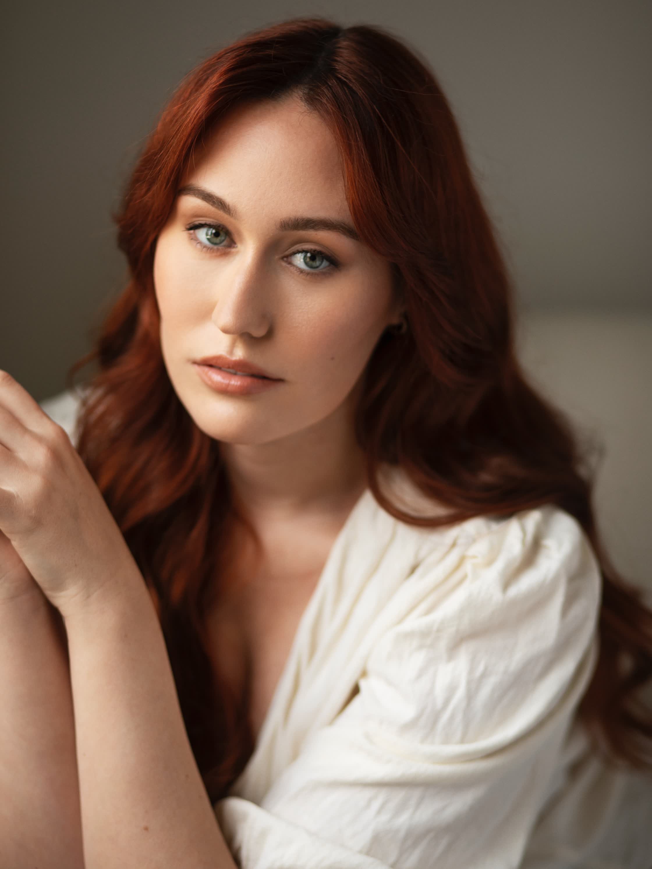 actor Amelia Burstyn large photo