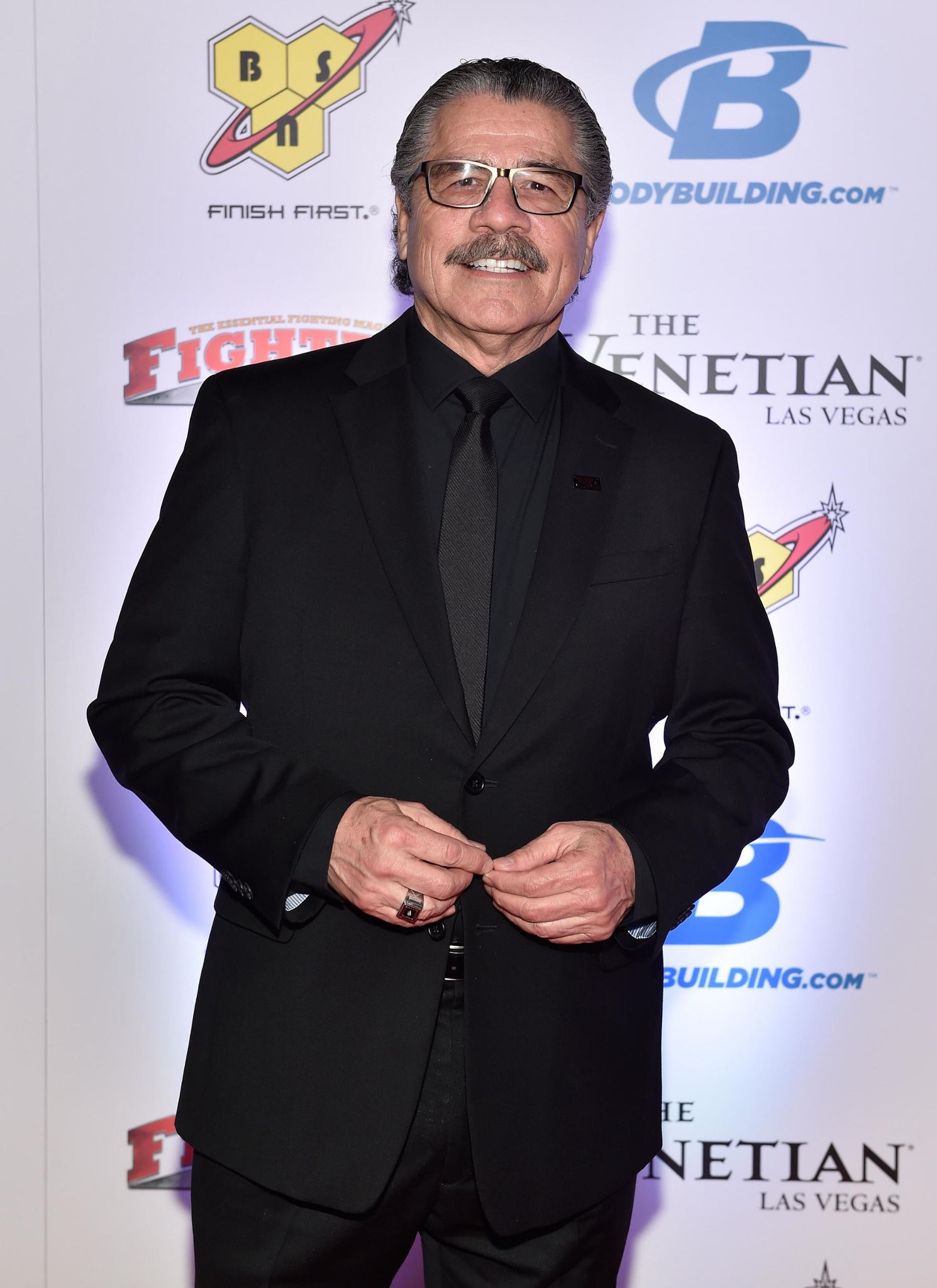 actor Jacob 'Stitch' Duran large photo