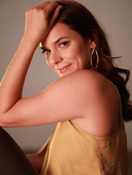 actor Erica Boozer large photo