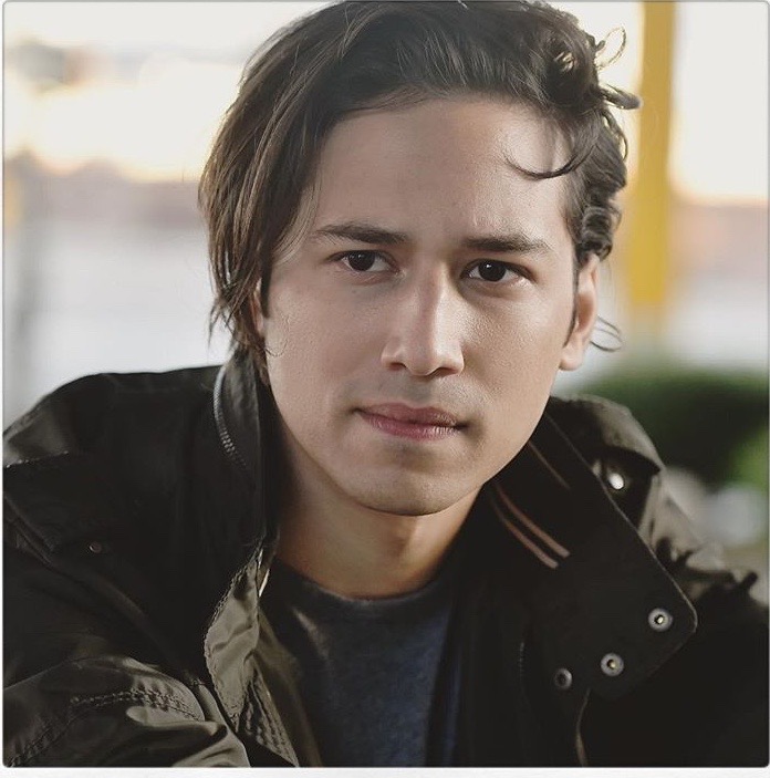 actor Jesse Rath large photo