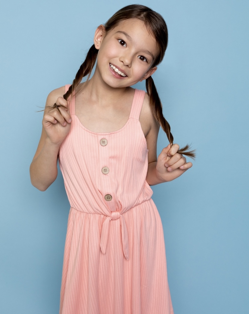 actor Chloe Sligar large photo