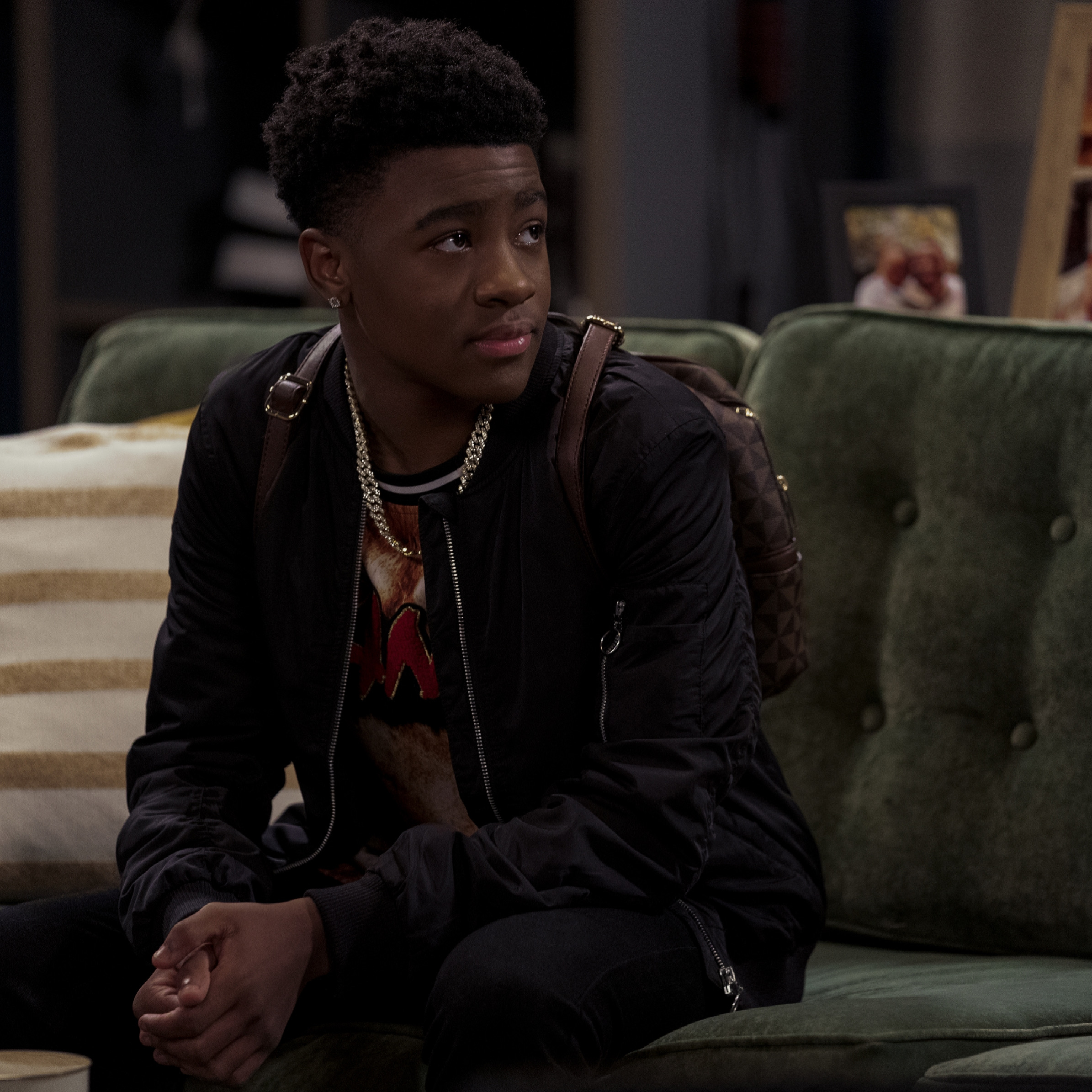 actor Diamond Lyons large photo