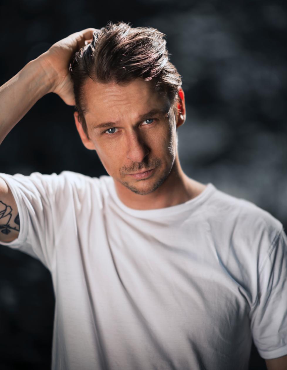 actor Peter Viitanen large photo